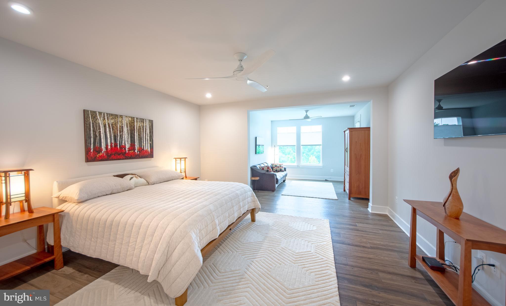 FOUR SEASONS AT KENT ISLAND - Residential