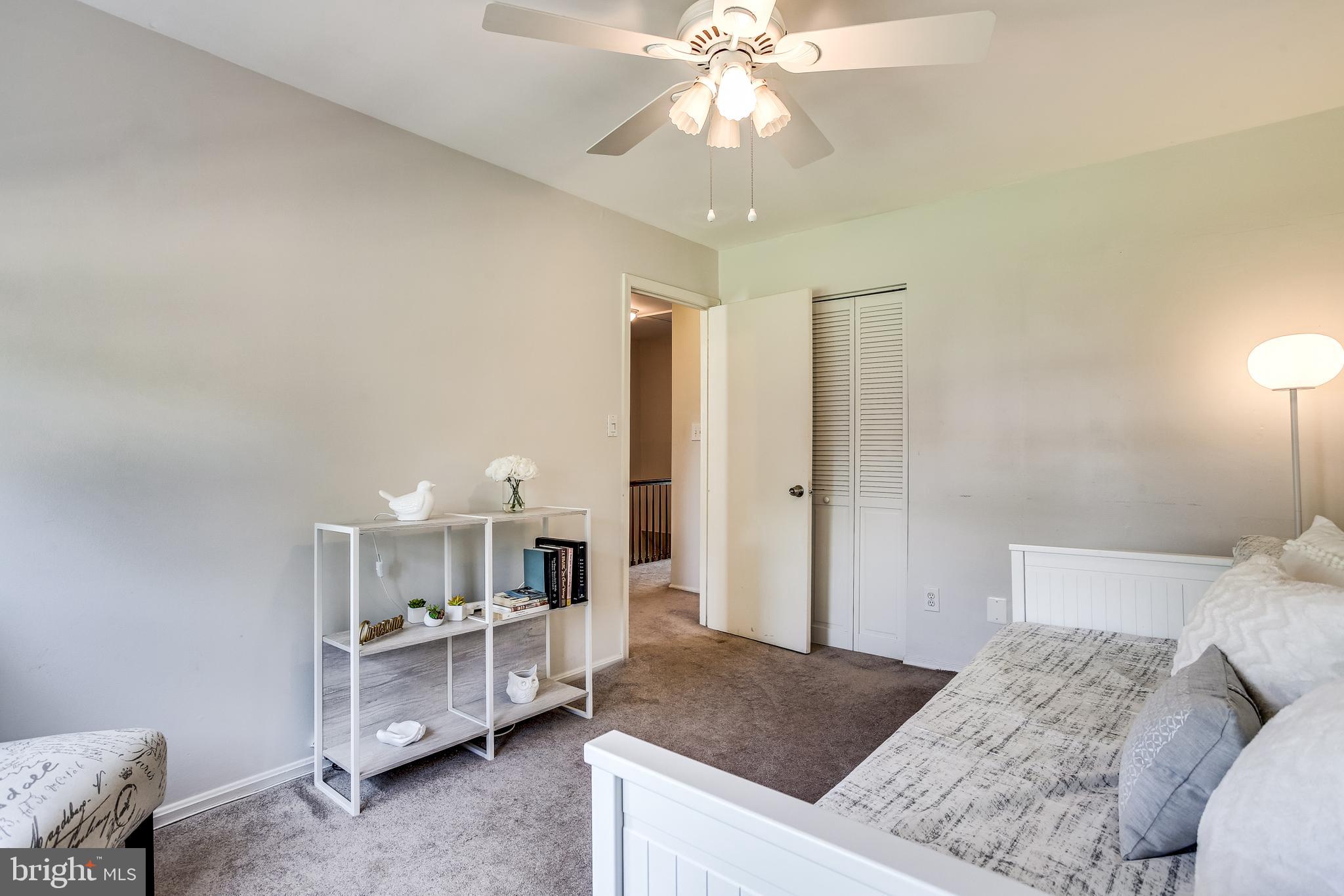 REGENT SQUARE - Residential Lease