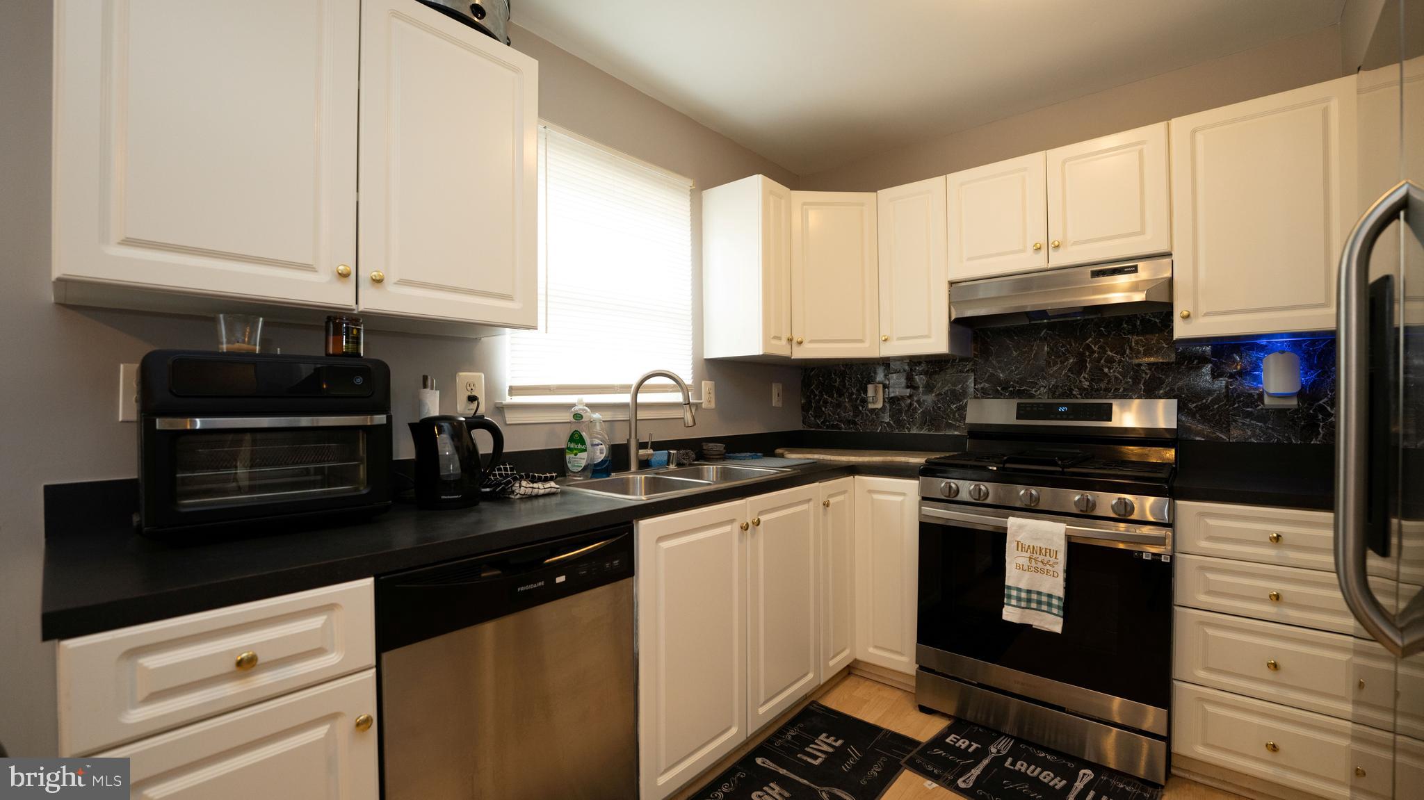 BRINKLEY TOWNS - Residential