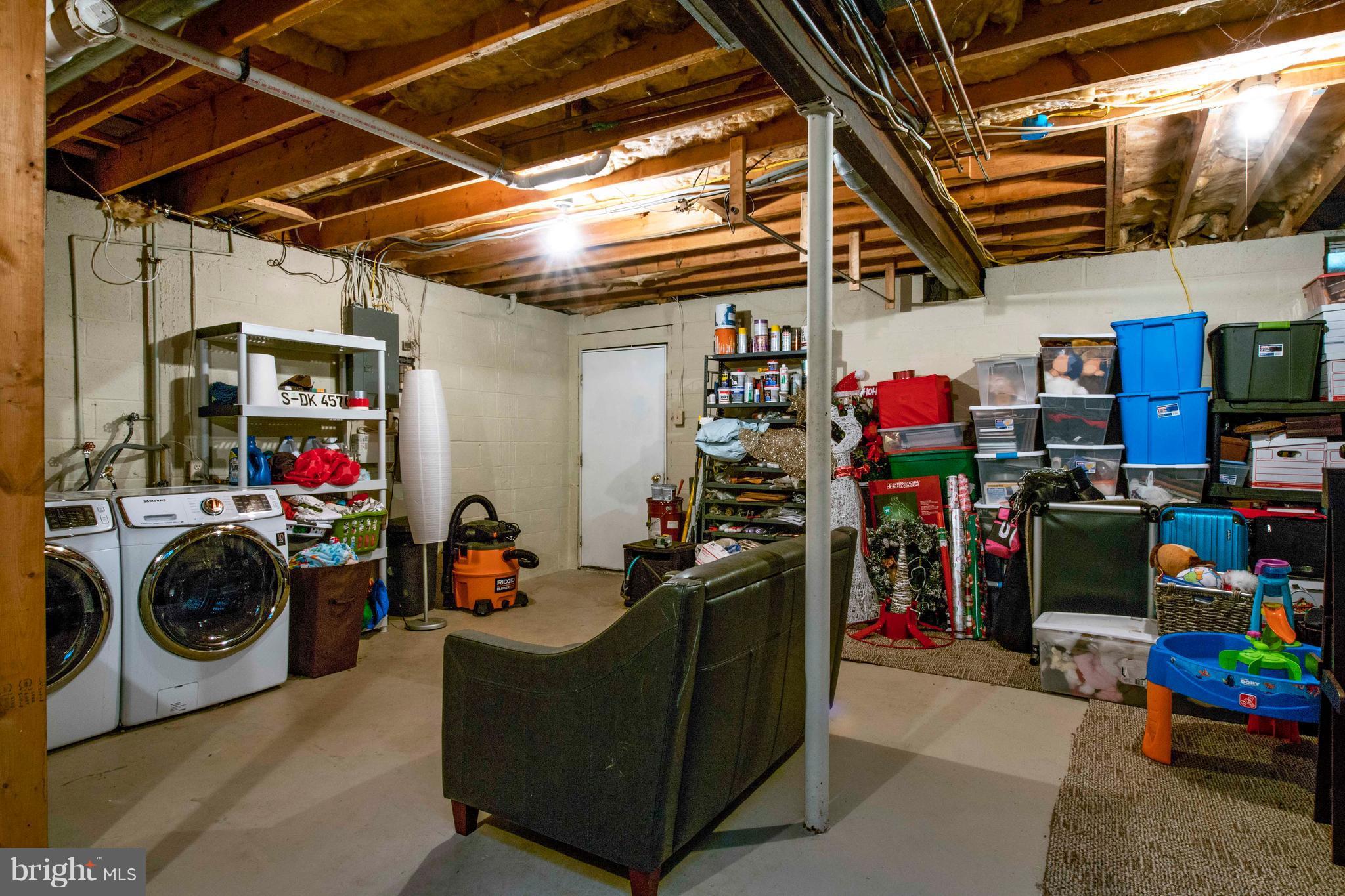 SOUTHWOODS - Residential