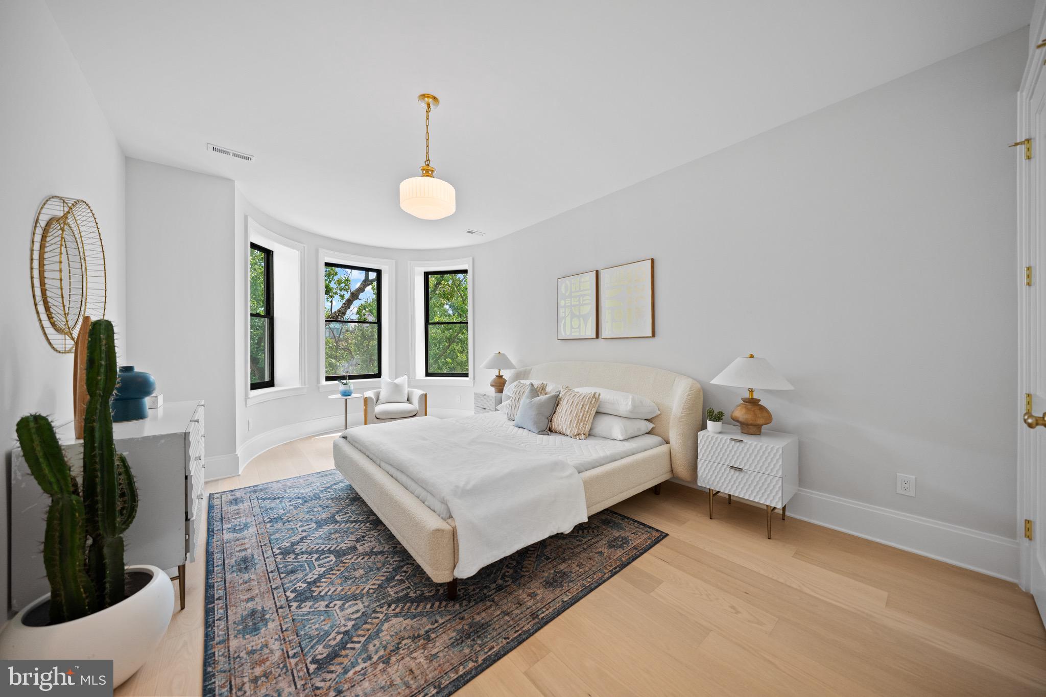 DUPONT CIRCLE - Residential