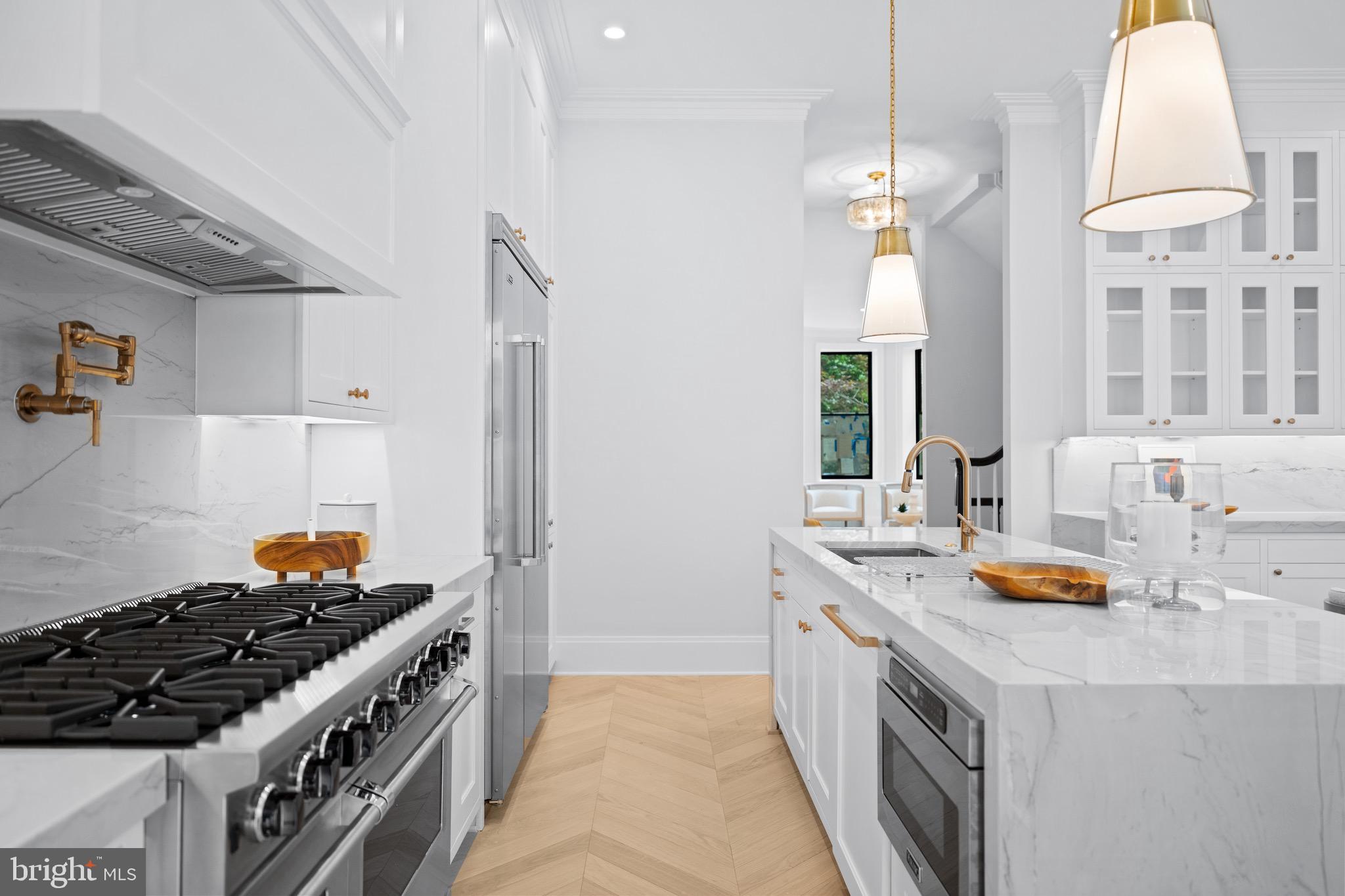 DUPONT CIRCLE - Residential