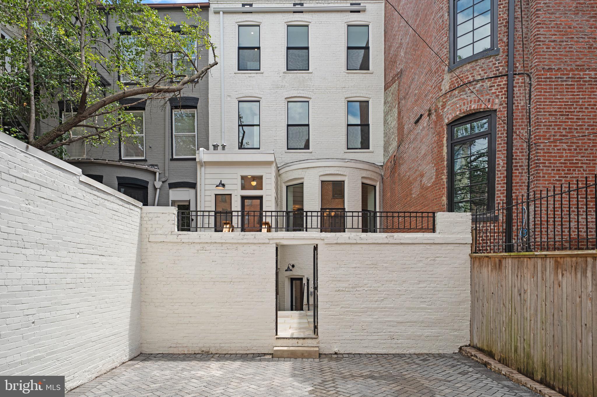 DUPONT CIRCLE - Residential