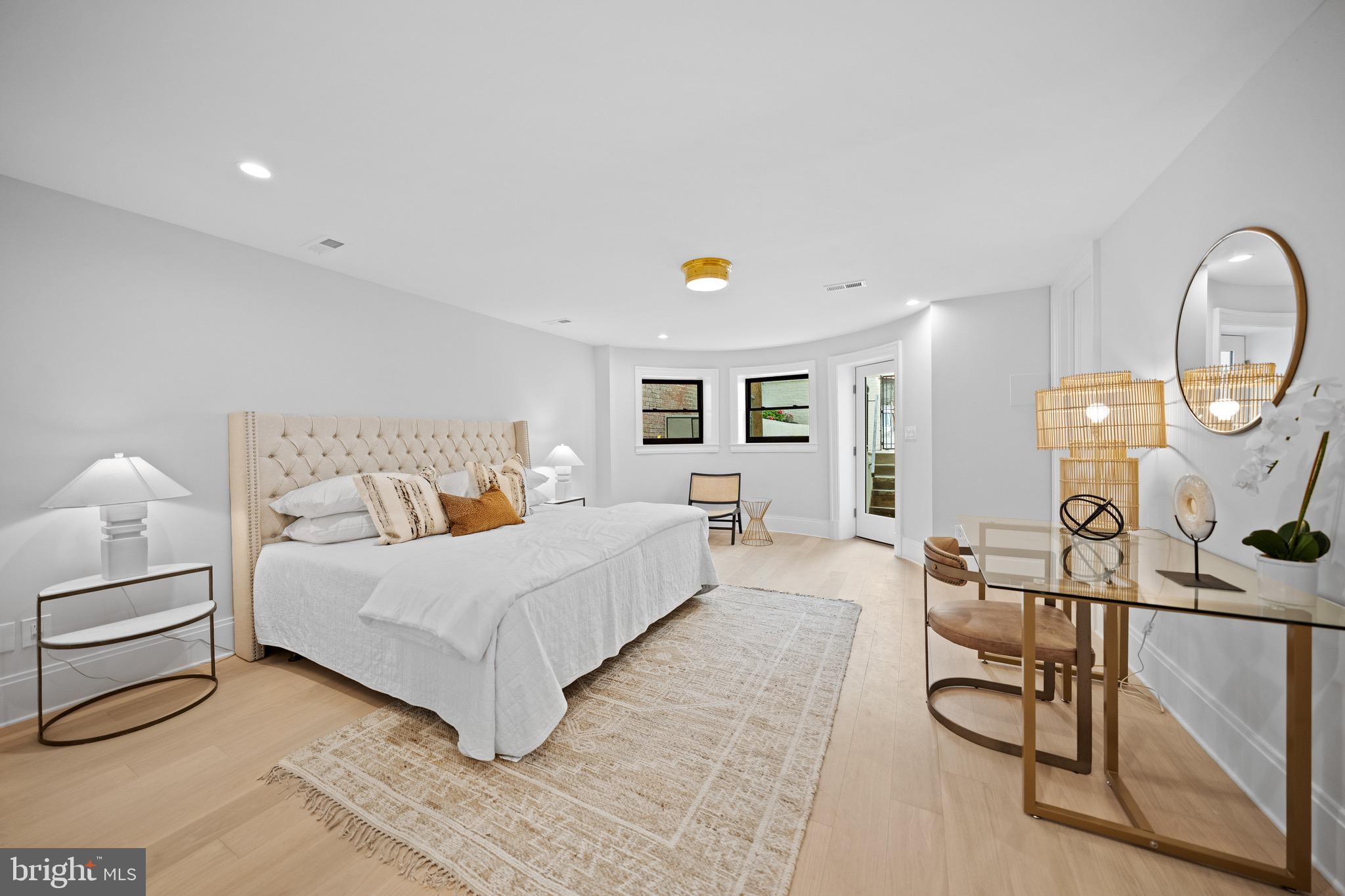 DUPONT CIRCLE - Residential