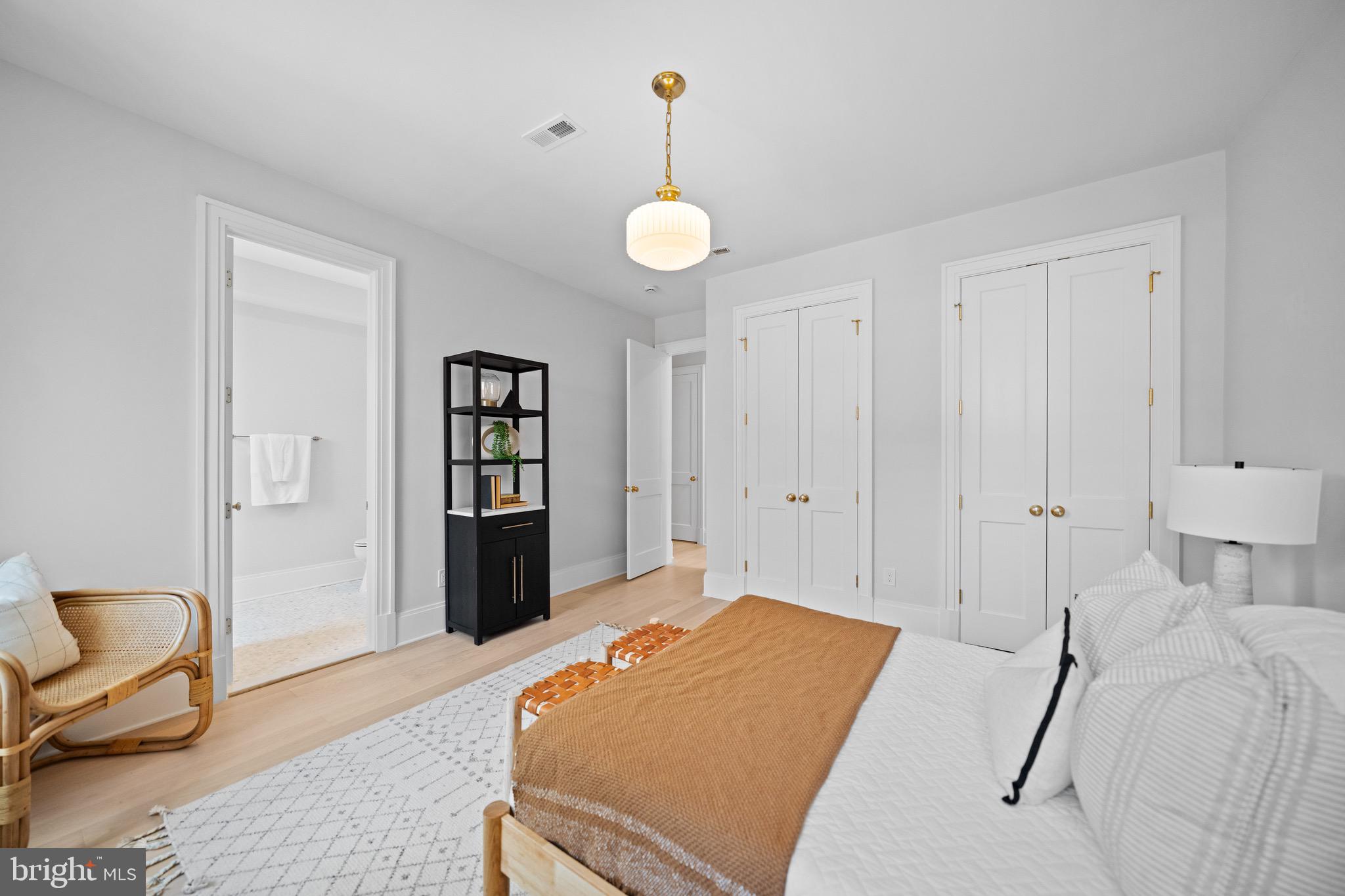 DUPONT CIRCLE - Residential