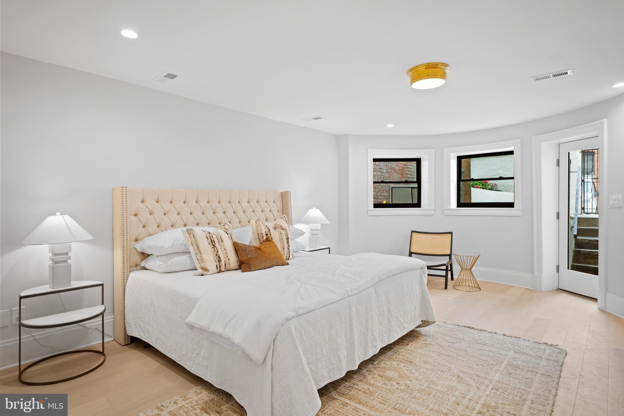 DUPONT CIRCLE - Residential