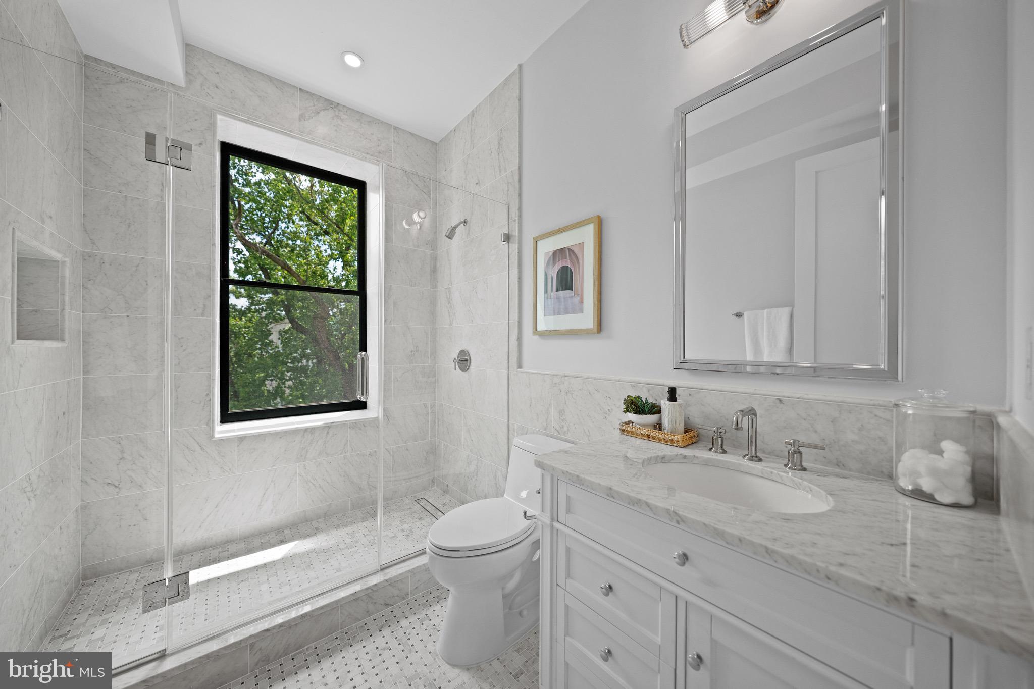 DUPONT CIRCLE - Residential