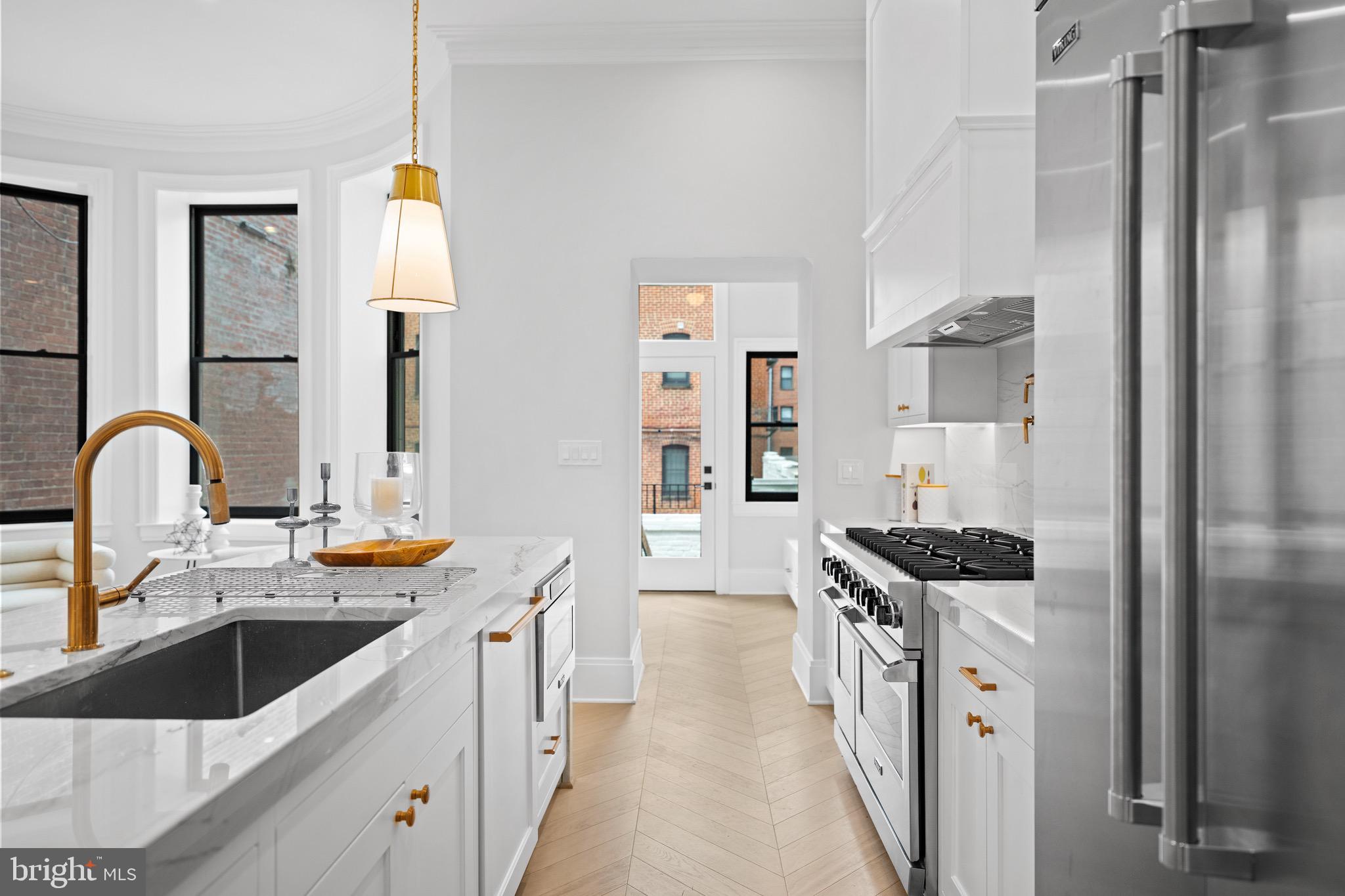 DUPONT CIRCLE - Residential