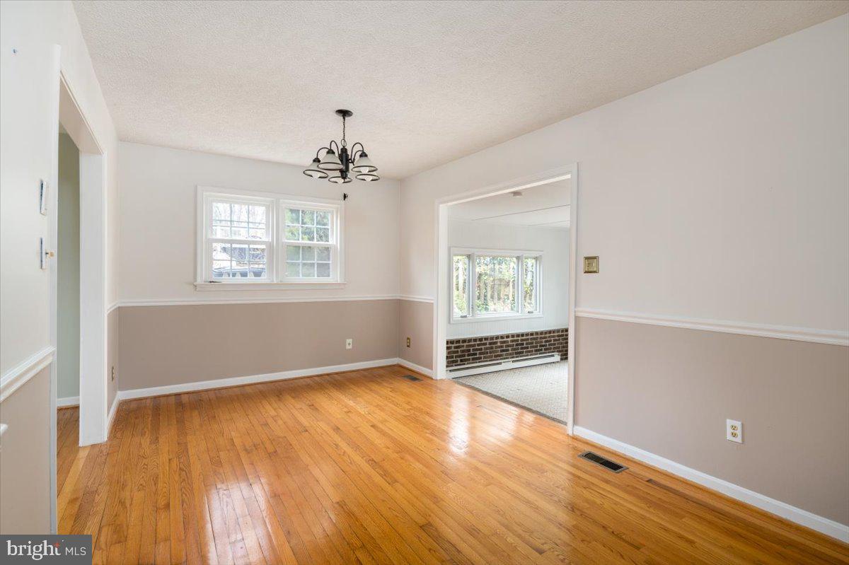 JACKSON PARK - Residential Lease