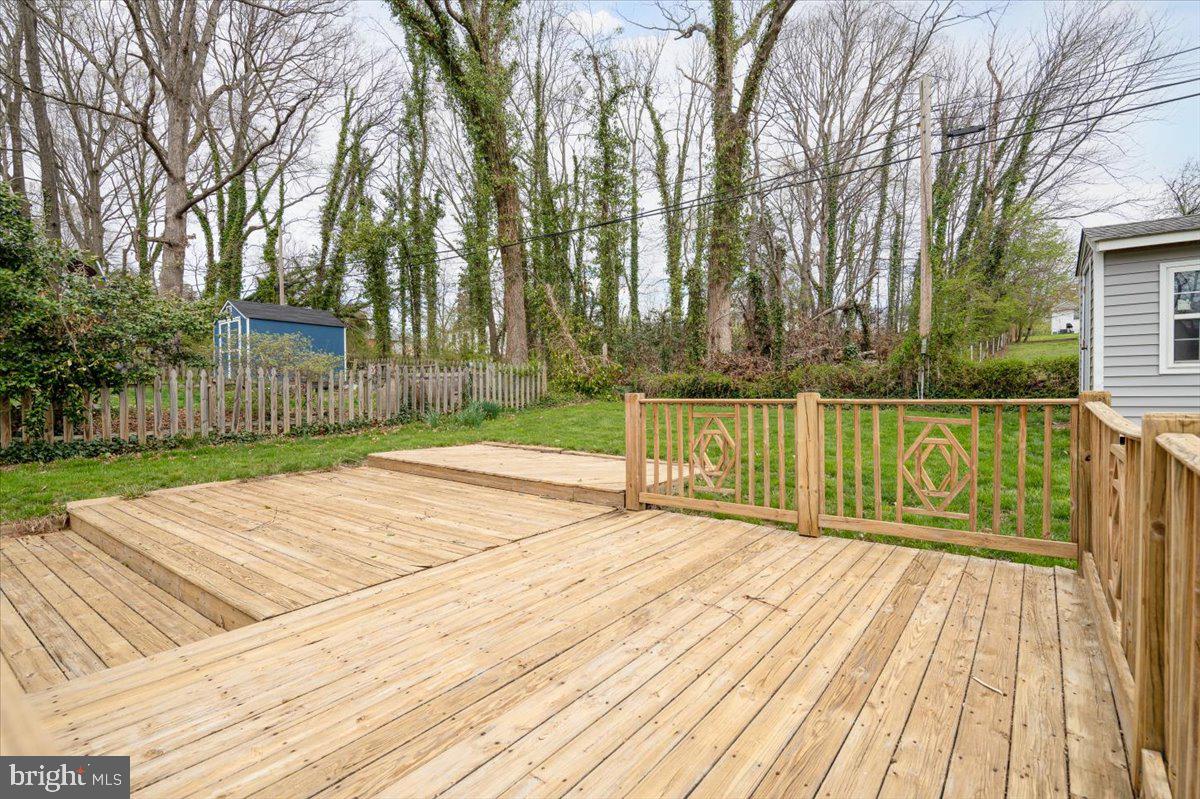 JACKSON PARK - Residential Lease