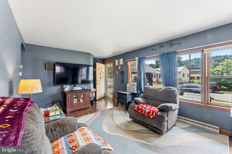 710 LAFAYETTE AVENUE