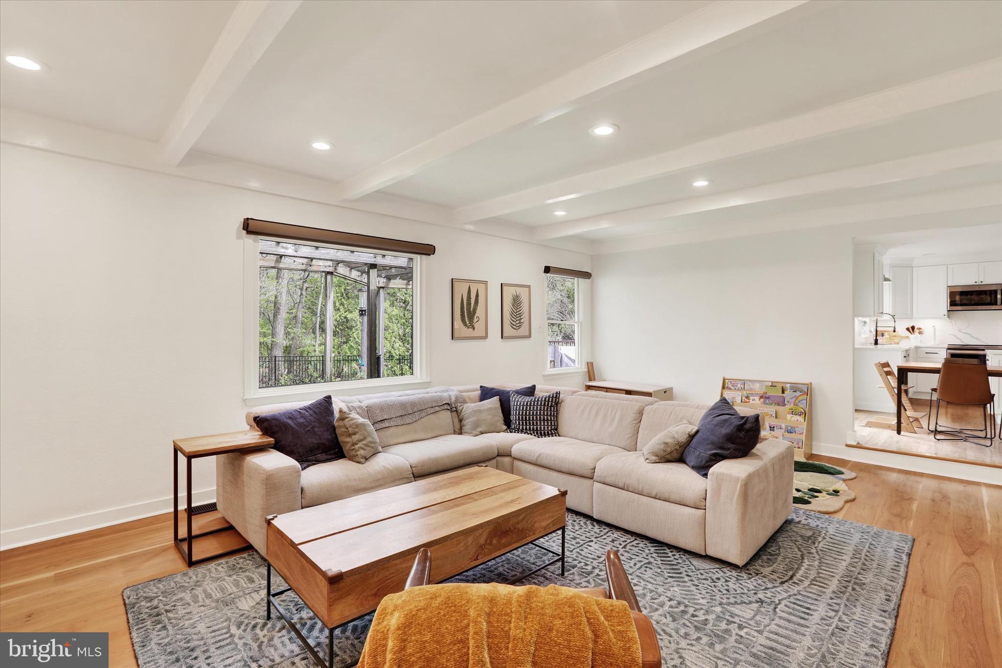 WYNNEWOOD - Residential