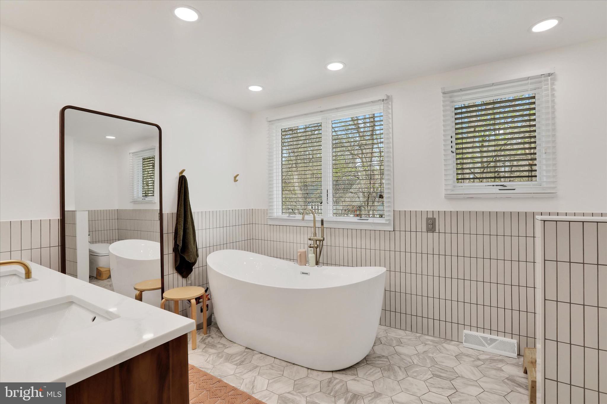 WYNNEWOOD - Residential