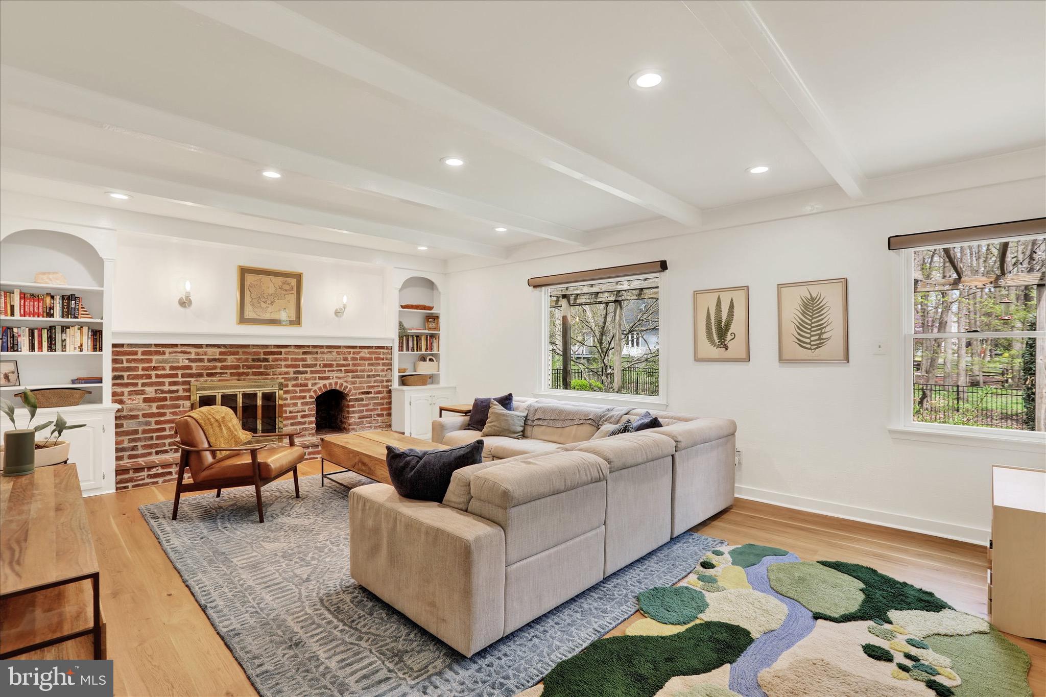 WYNNEWOOD - Residential