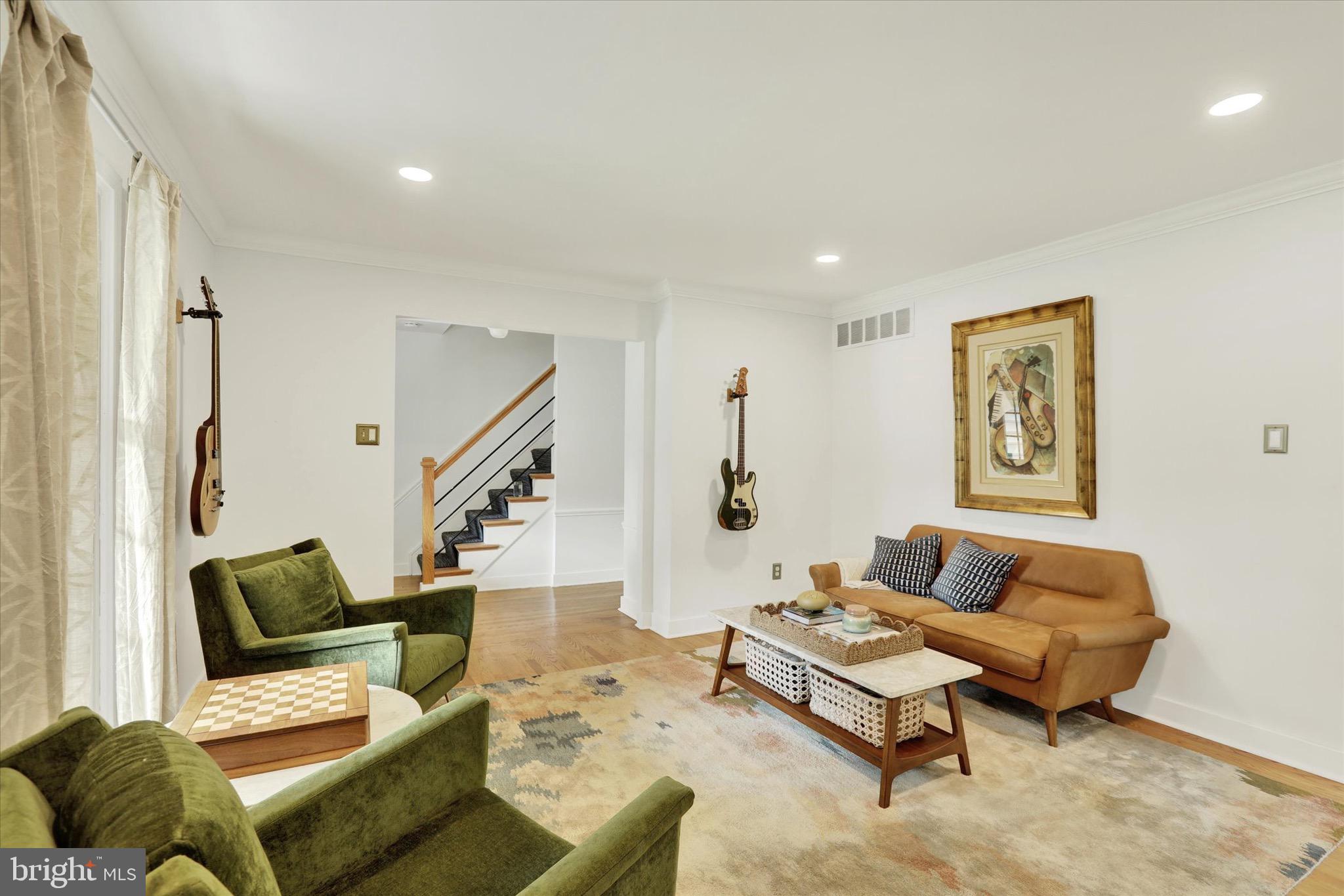 WYNNEWOOD - Residential