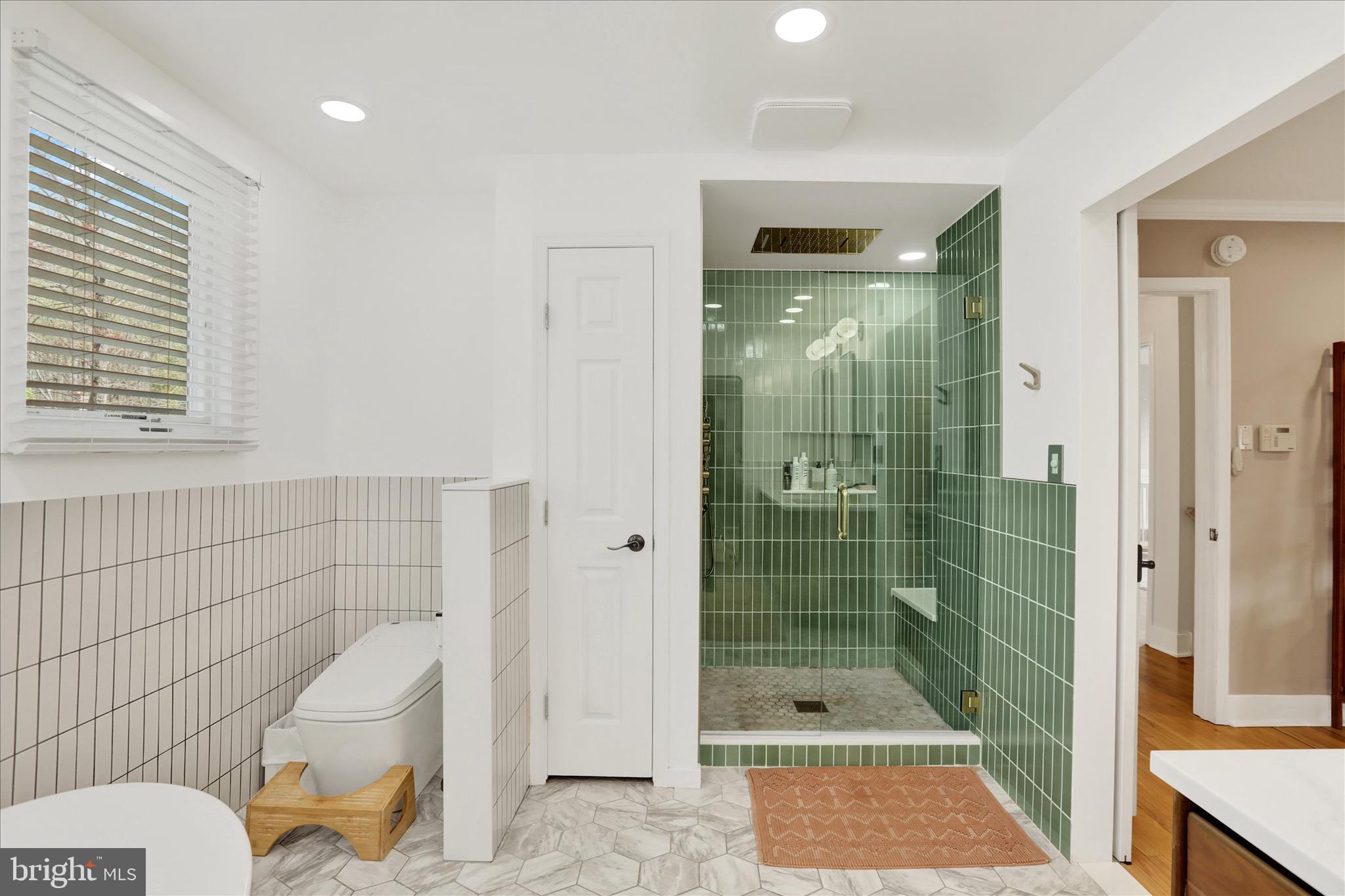 WYNNEWOOD - Residential