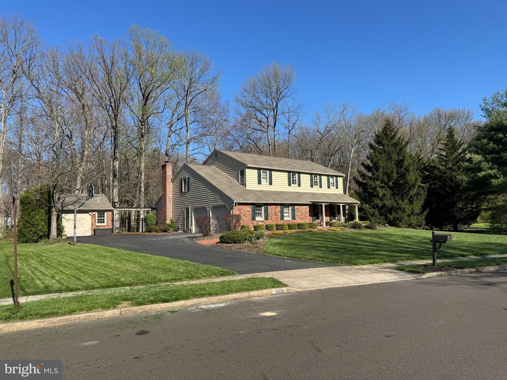 300 ROBIN HOOD DRIVE