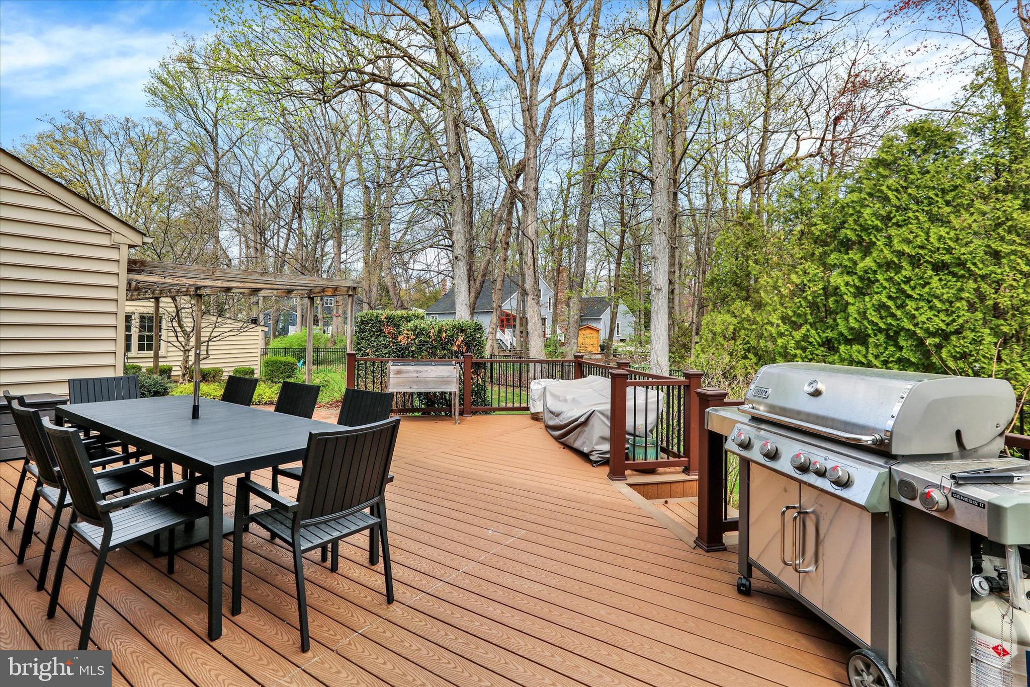 WYNNEWOOD - Residential