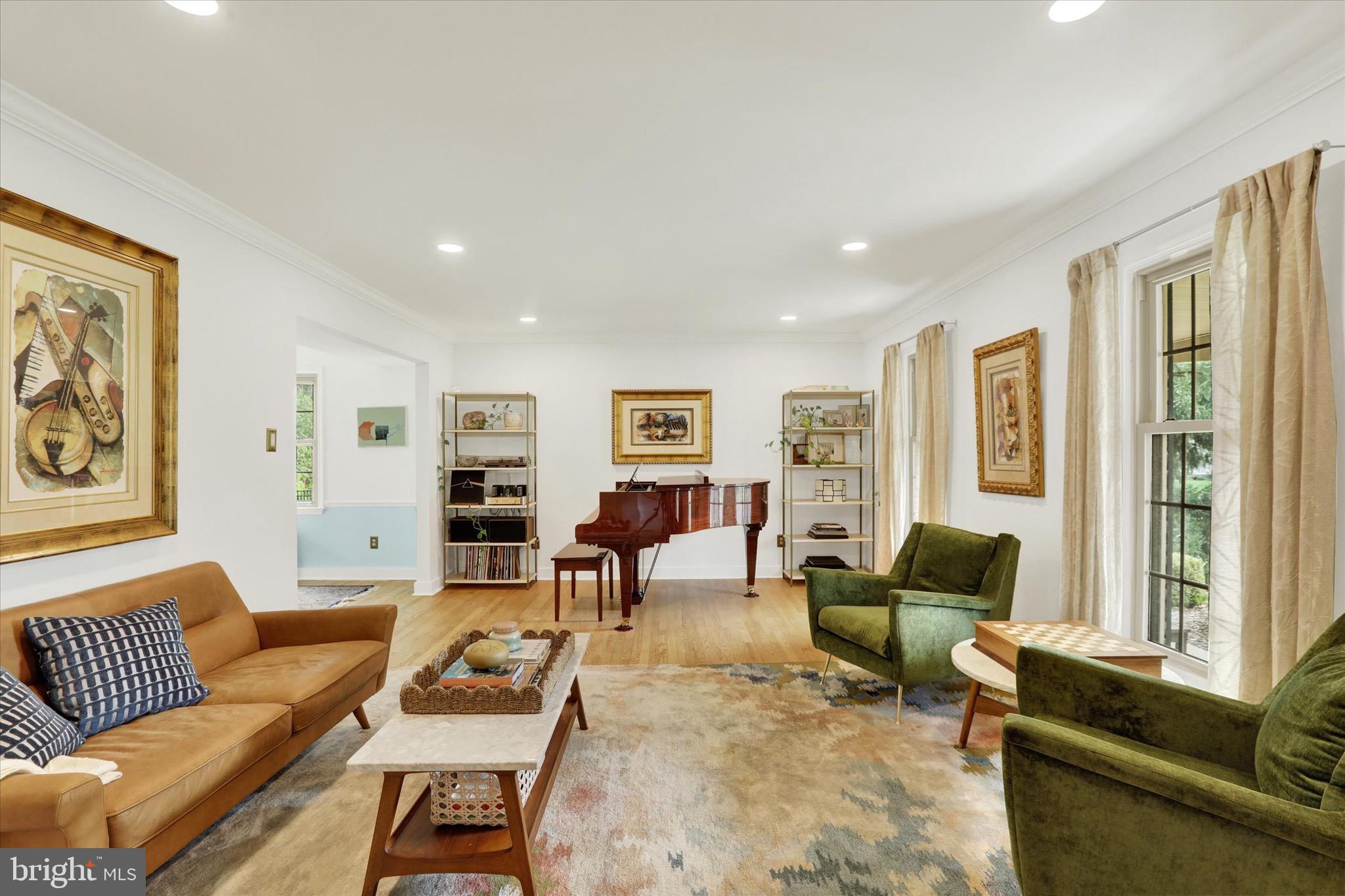 WYNNEWOOD - Residential