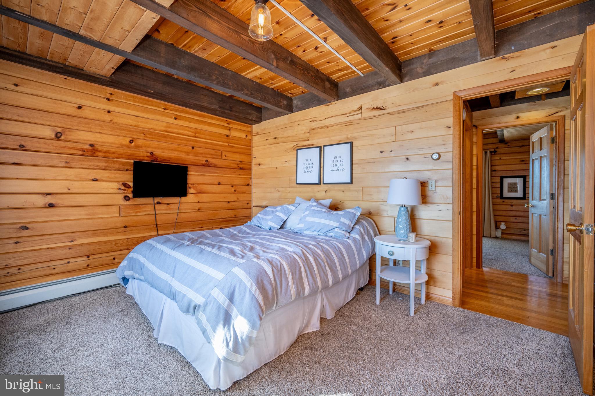 PARADISE RIDGE - Residential