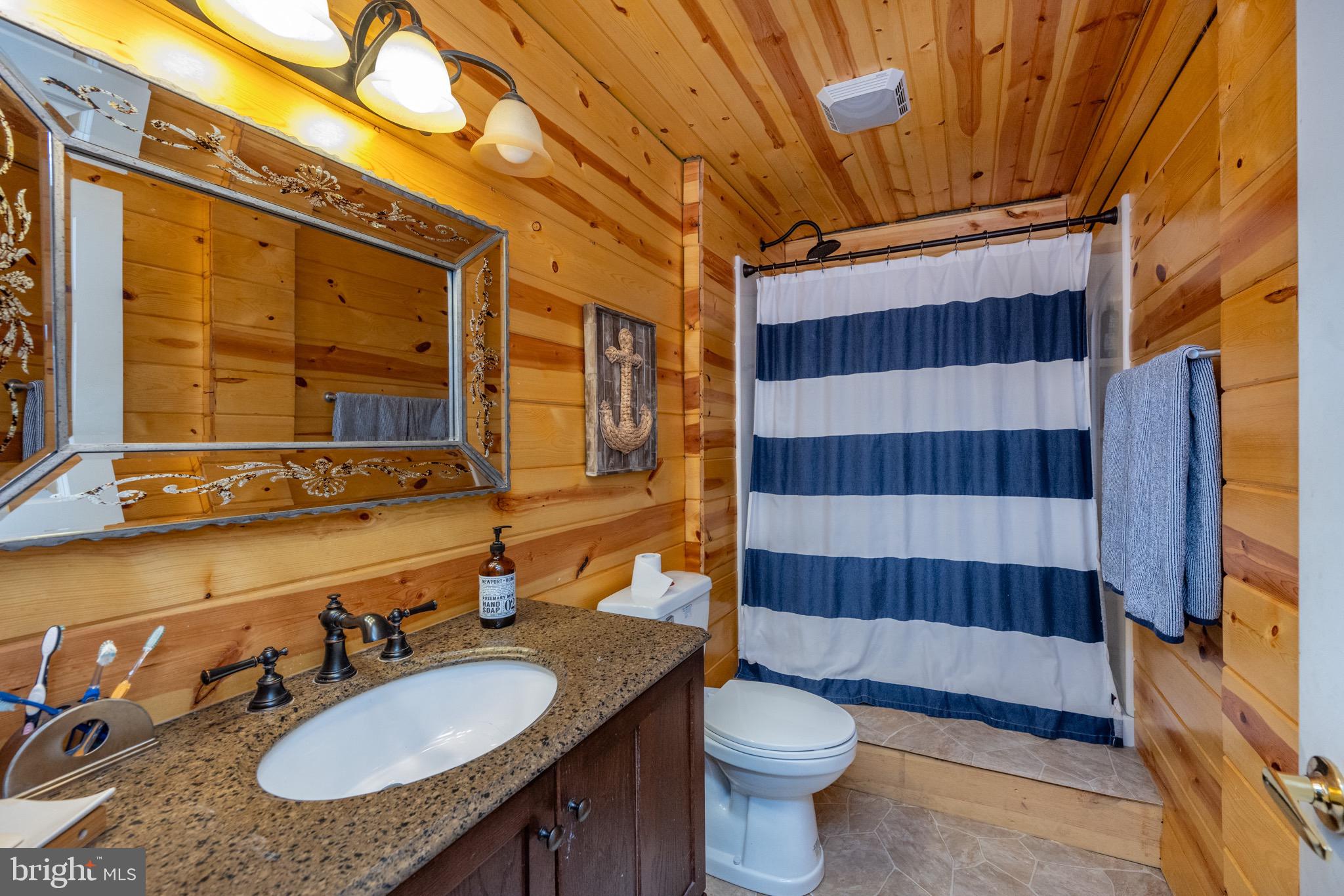 PARADISE RIDGE - Residential