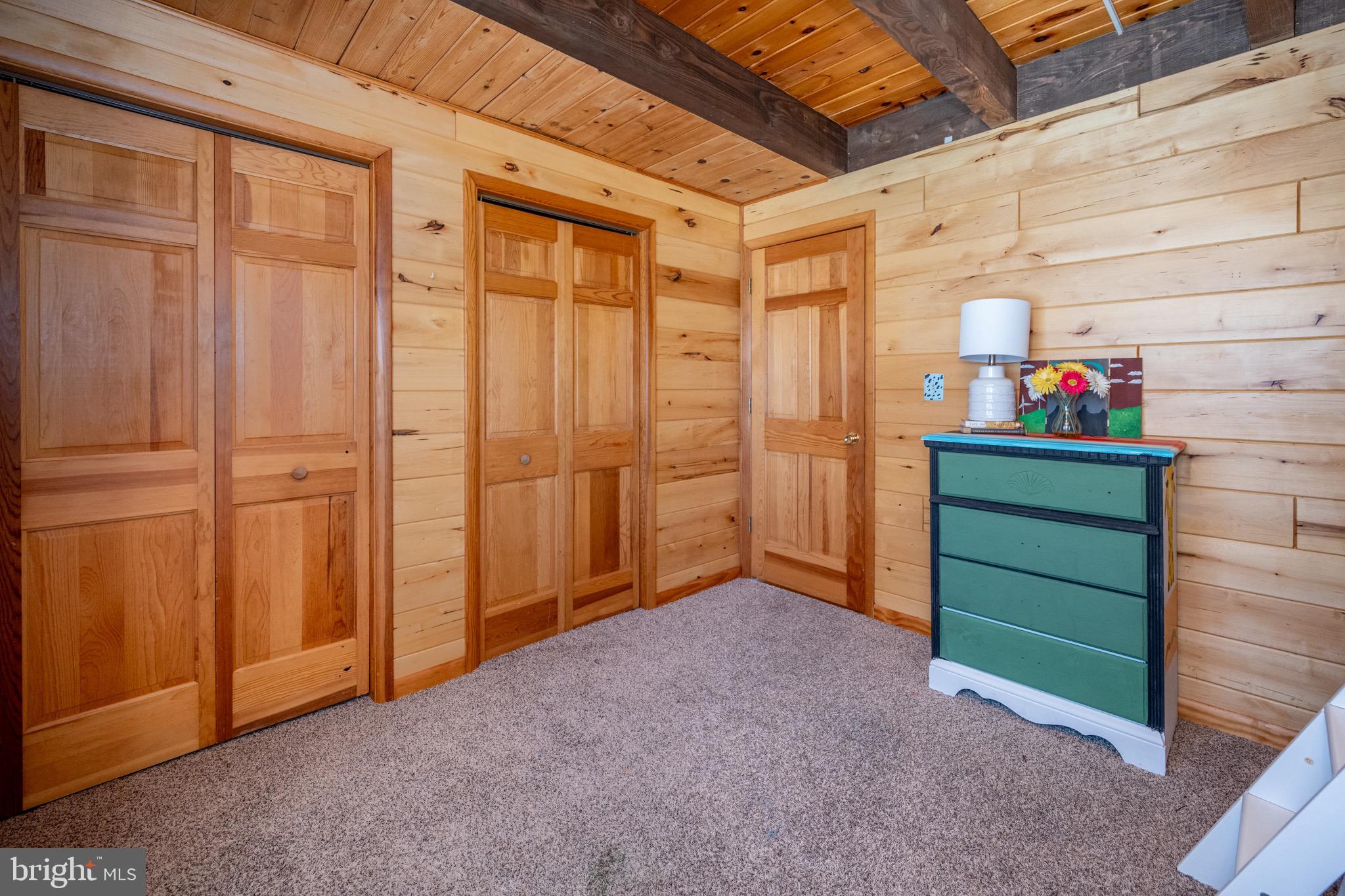 PARADISE RIDGE - Residential