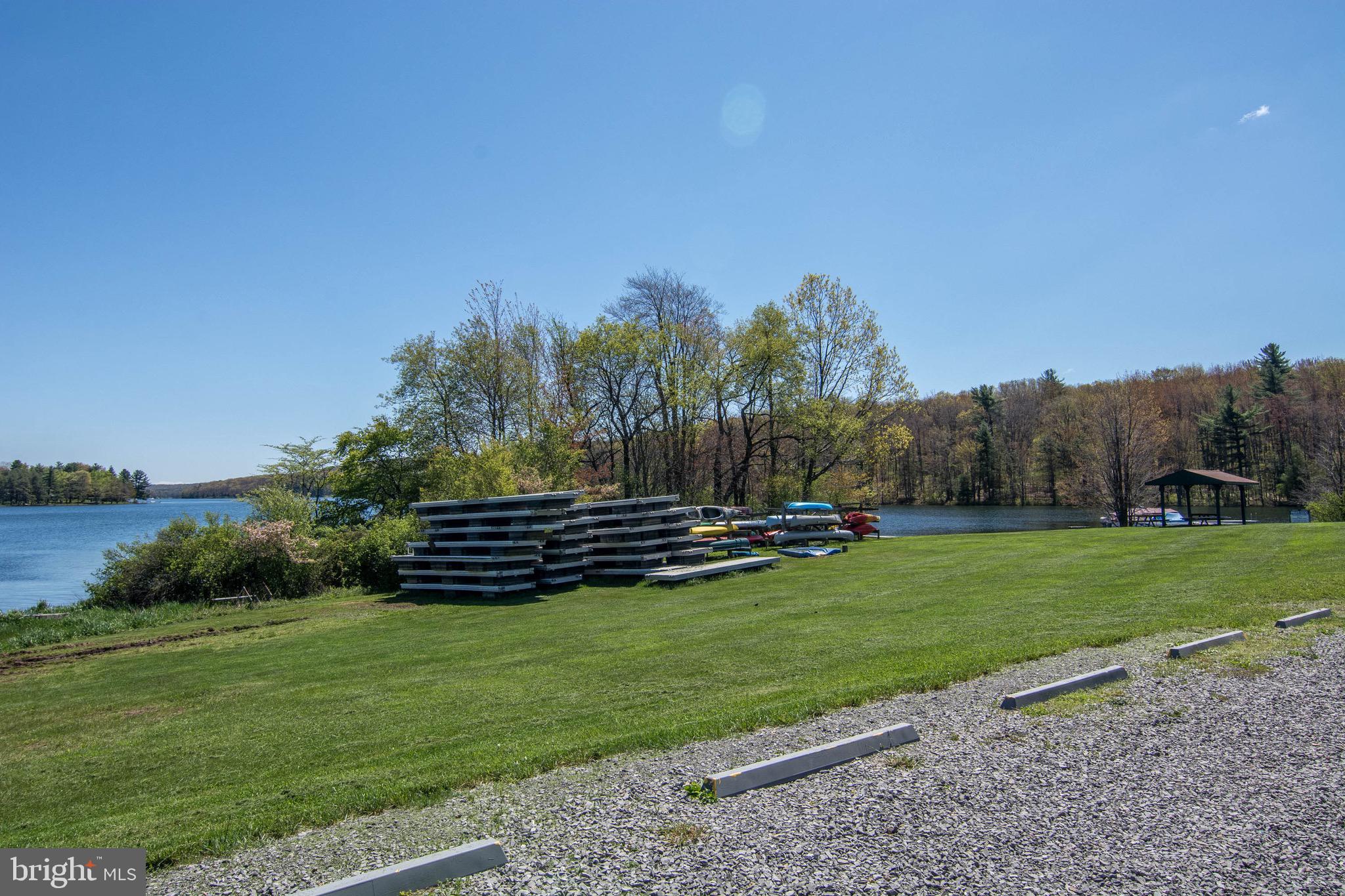 PARADISE RIDGE - Residential