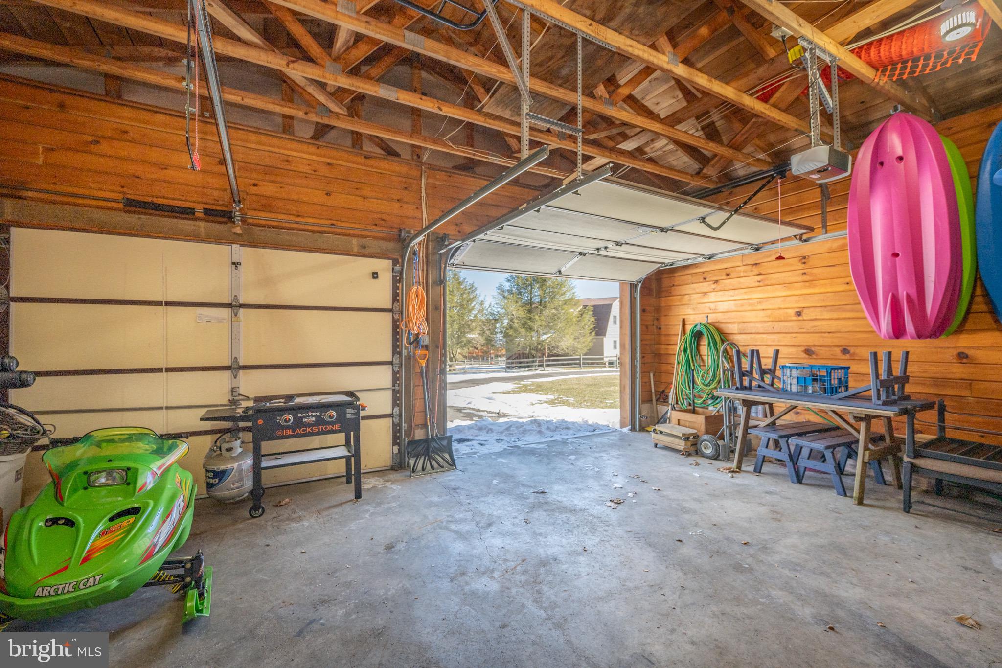 PARADISE RIDGE - Residential