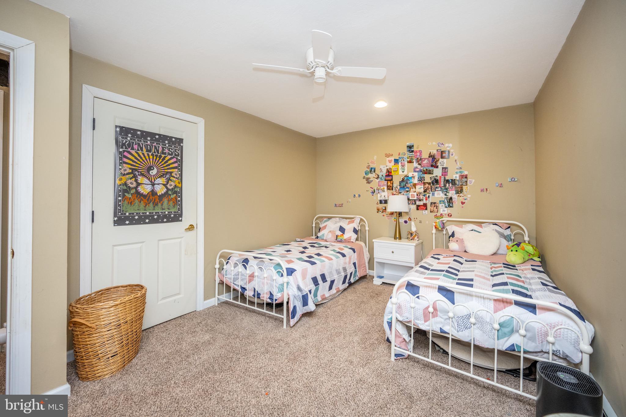 PARADISE RIDGE - Residential