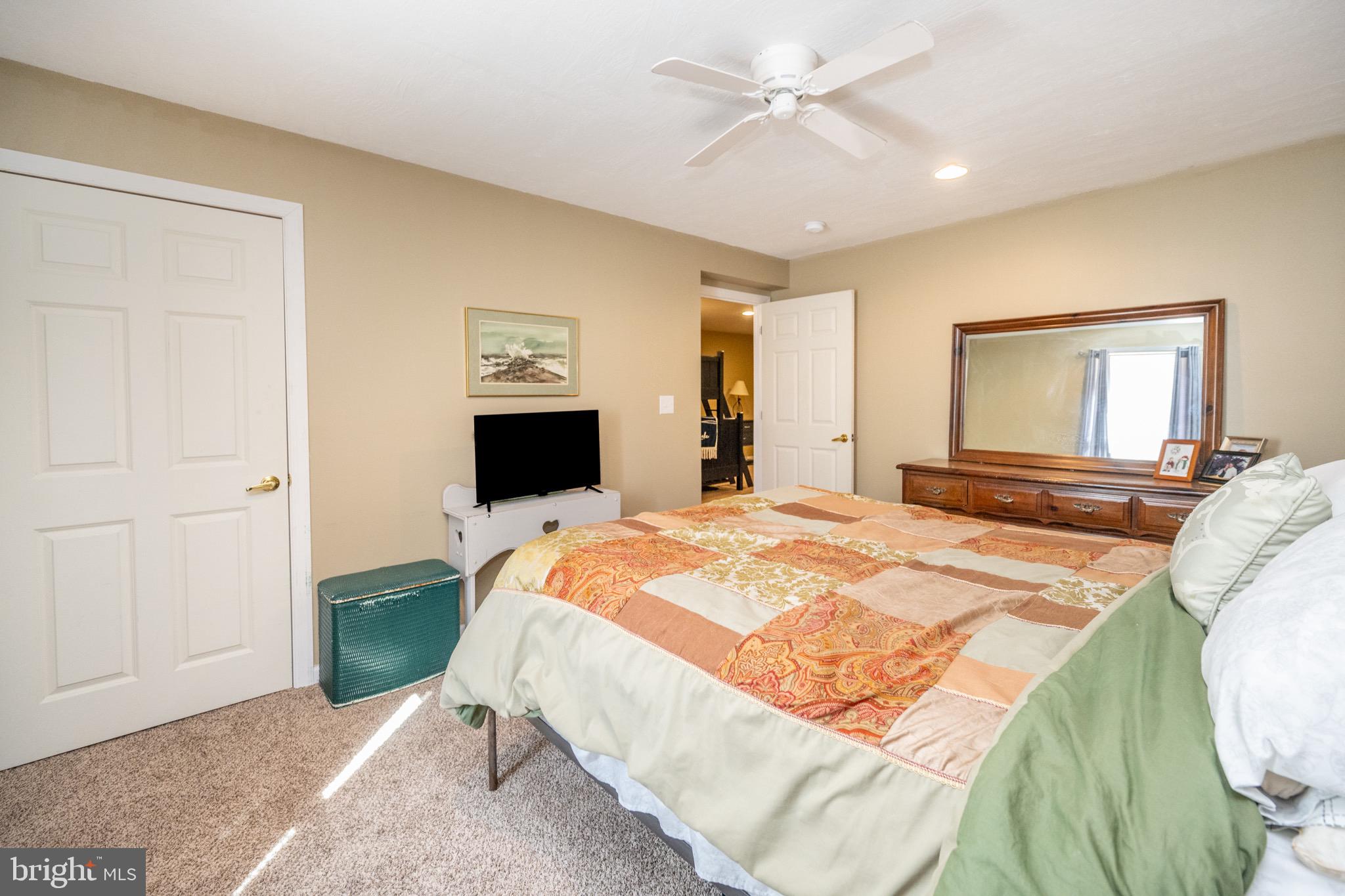 PARADISE RIDGE - Residential