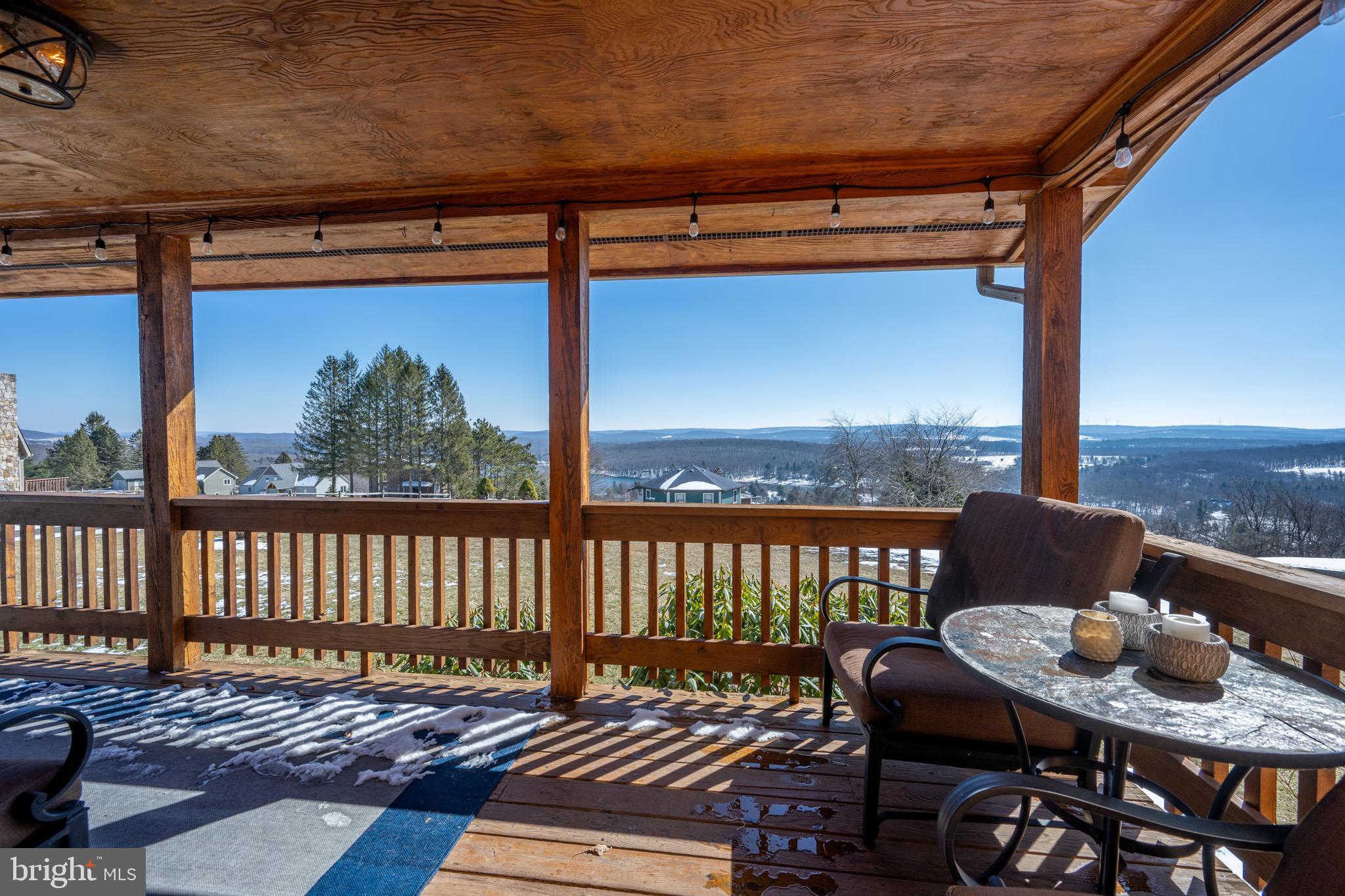 PARADISE RIDGE - Residential