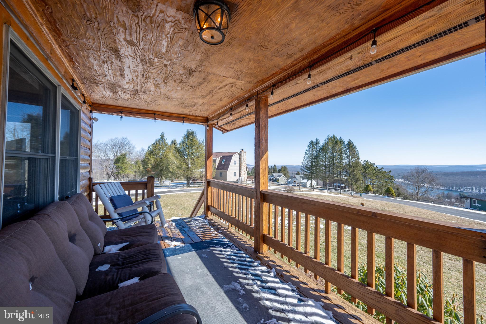 PARADISE RIDGE - Residential