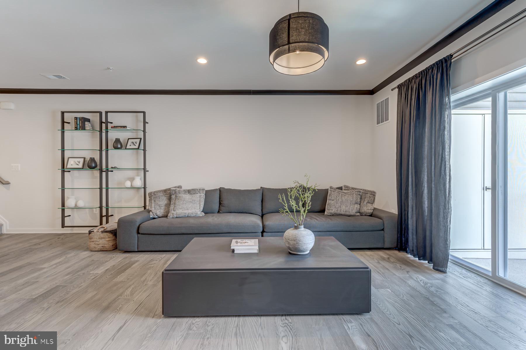 LOUDOUN VALLEY CARLISLE - Residential