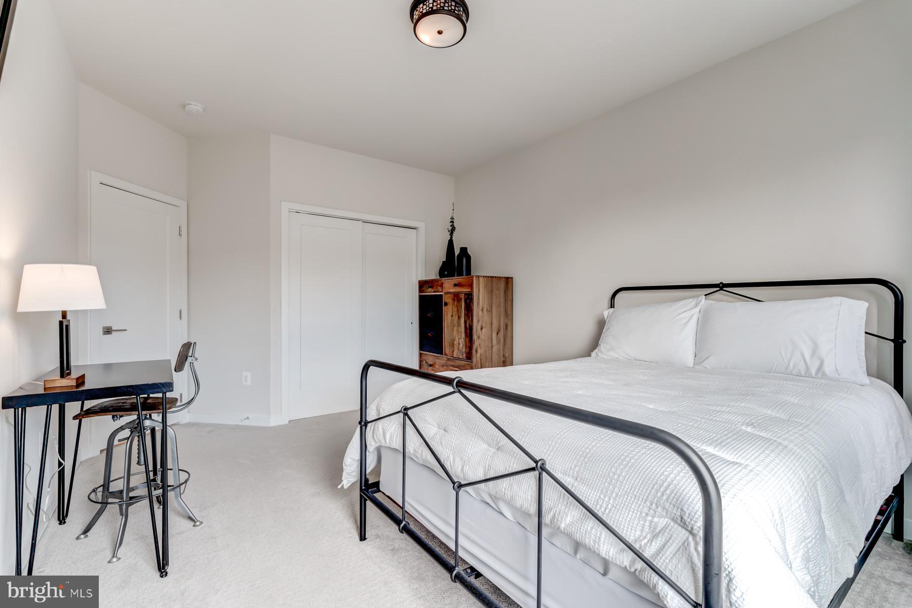 LOUDOUN VALLEY CARLISLE - Residential