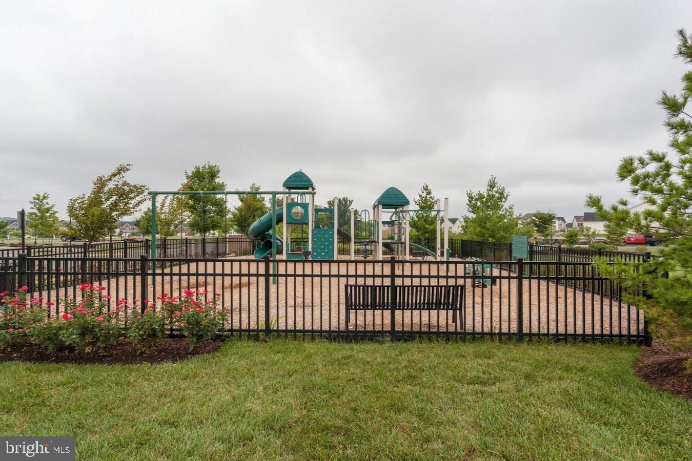 LOUDOUN VALLEY CARLISLE - Residential