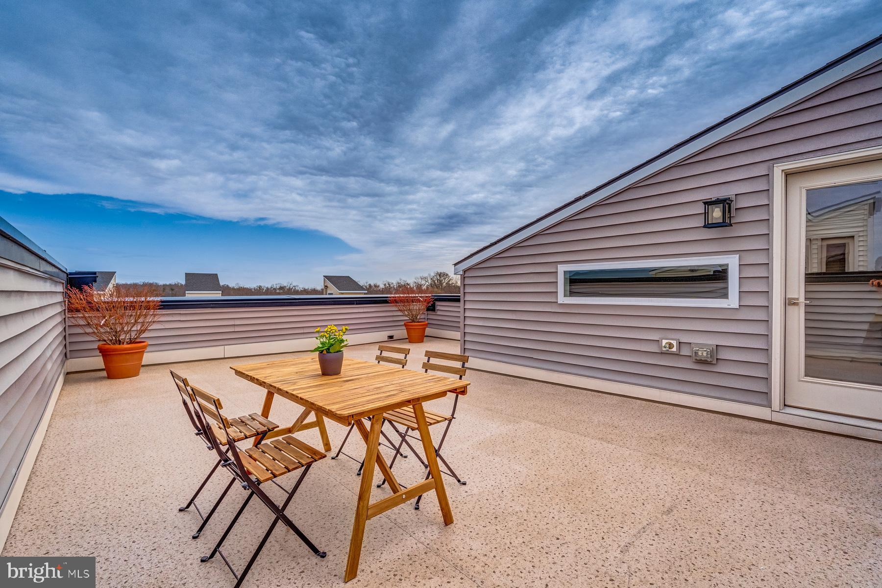 LOUDOUN VALLEY CARLISLE - Residential