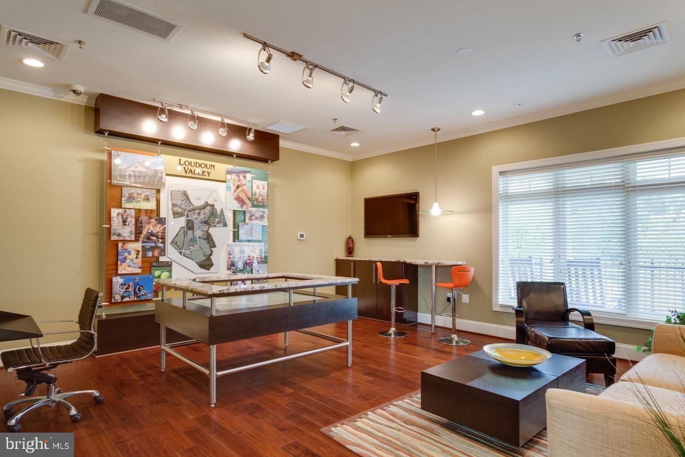 LOUDOUN VALLEY CARLISLE - Residential