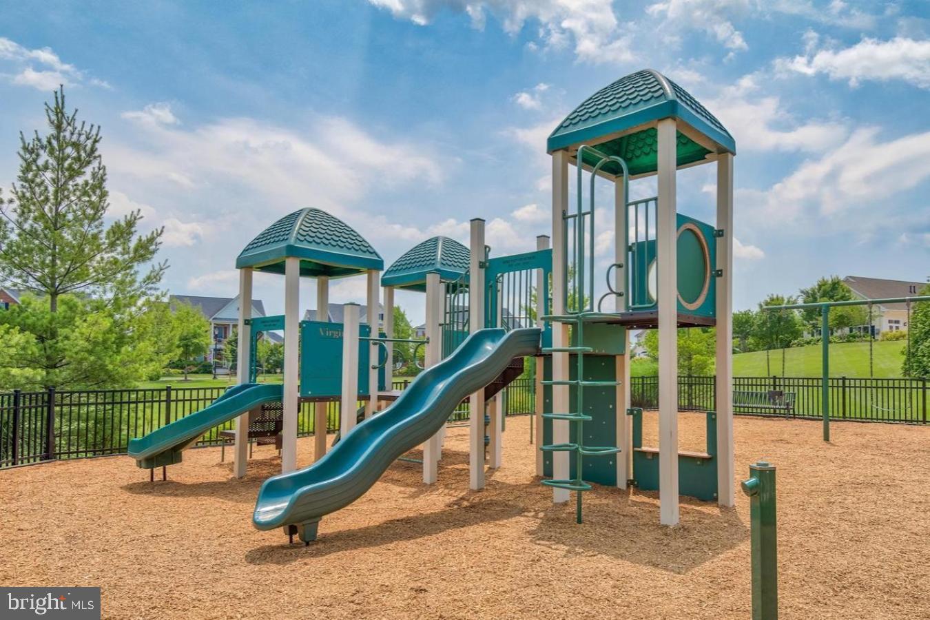 LOUDOUN VALLEY CARLISLE - Residential