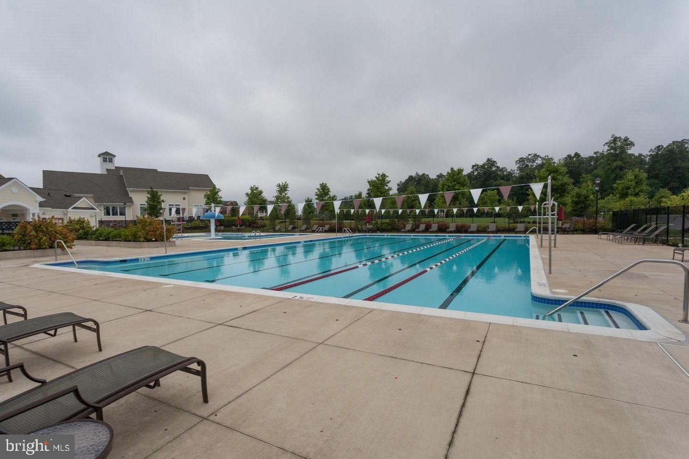 LOUDOUN VALLEY CARLISLE - Residential