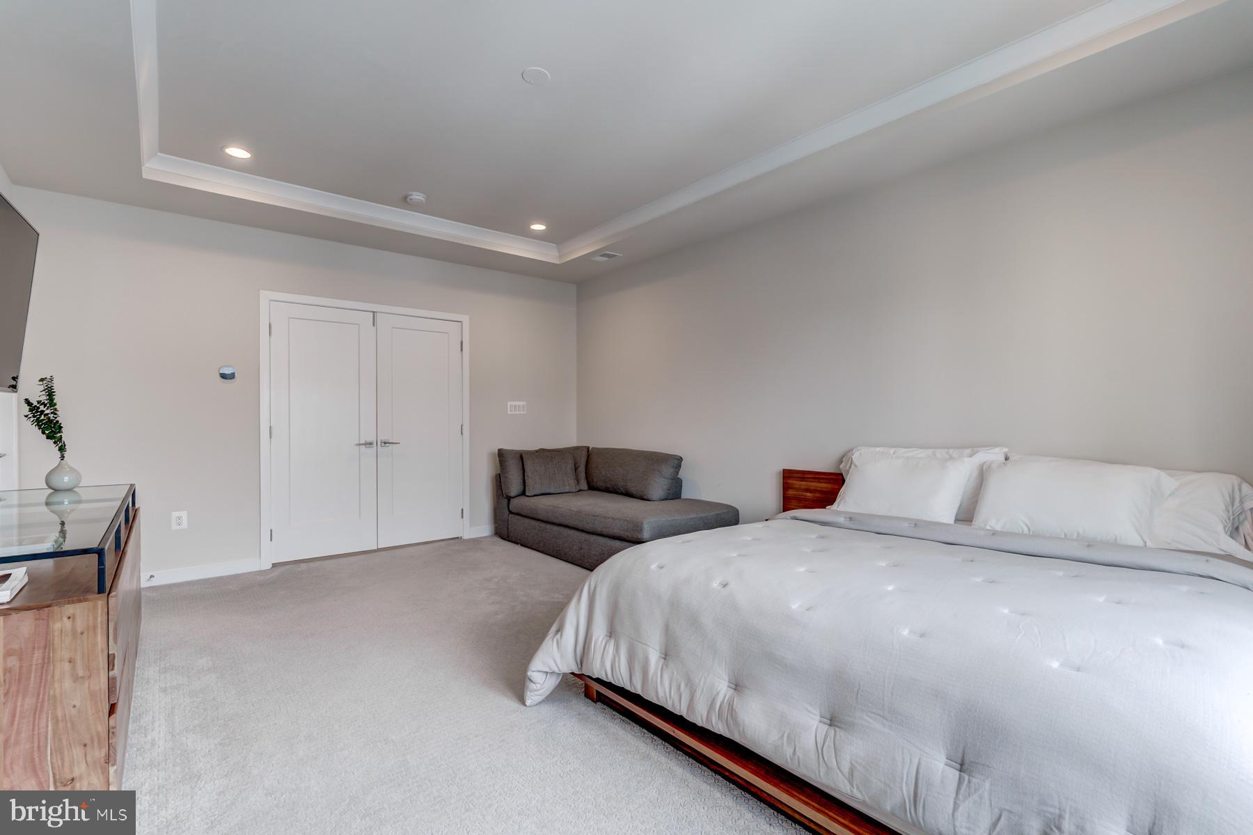 LOUDOUN VALLEY CARLISLE - Residential