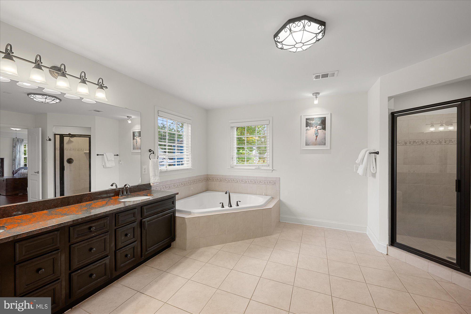 CHEVY CHASE HILLS - Residential