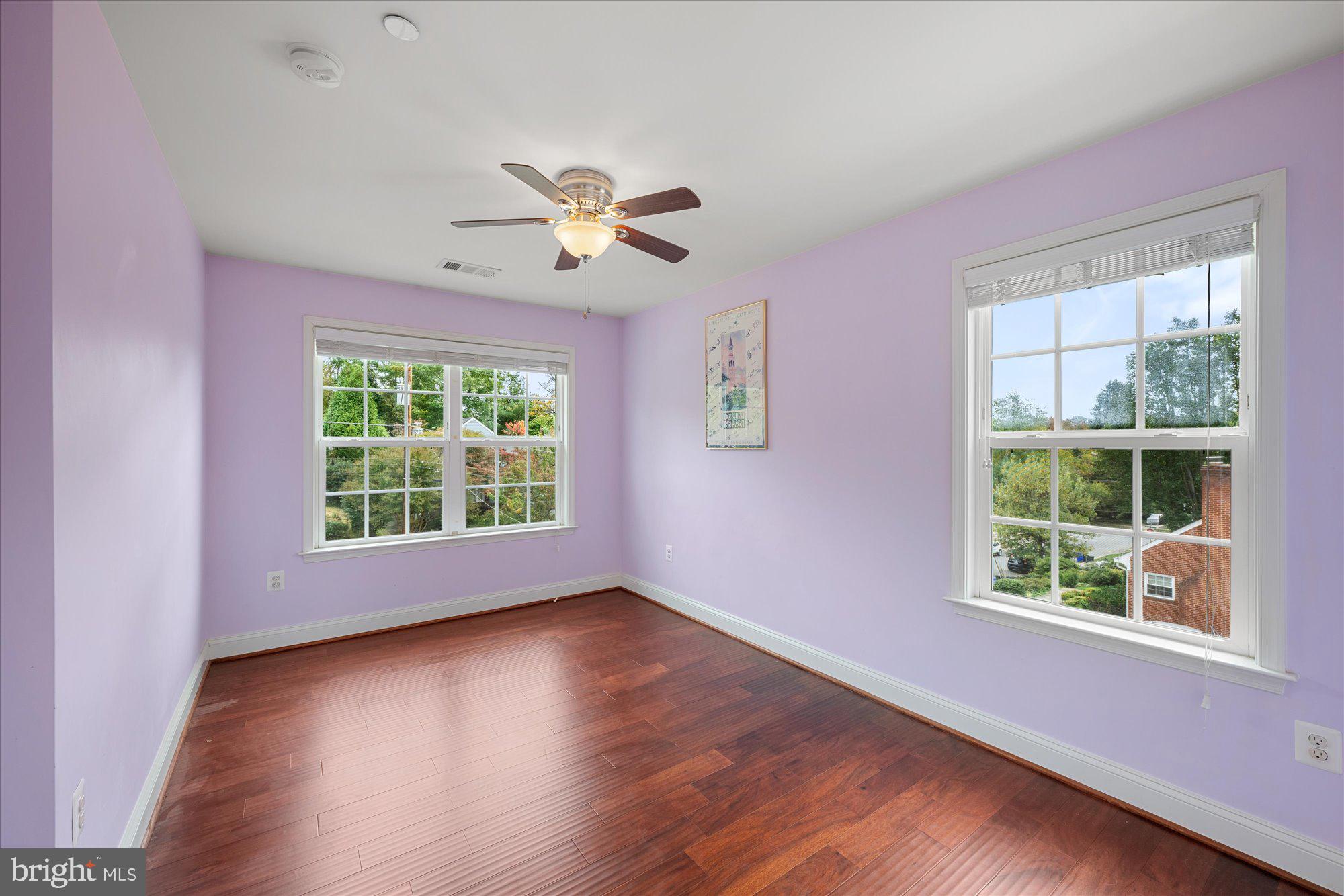 CHEVY CHASE HILLS - Residential