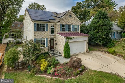 8808 WALNUT HILL ROAD CHEVY CHASE MD 20815
