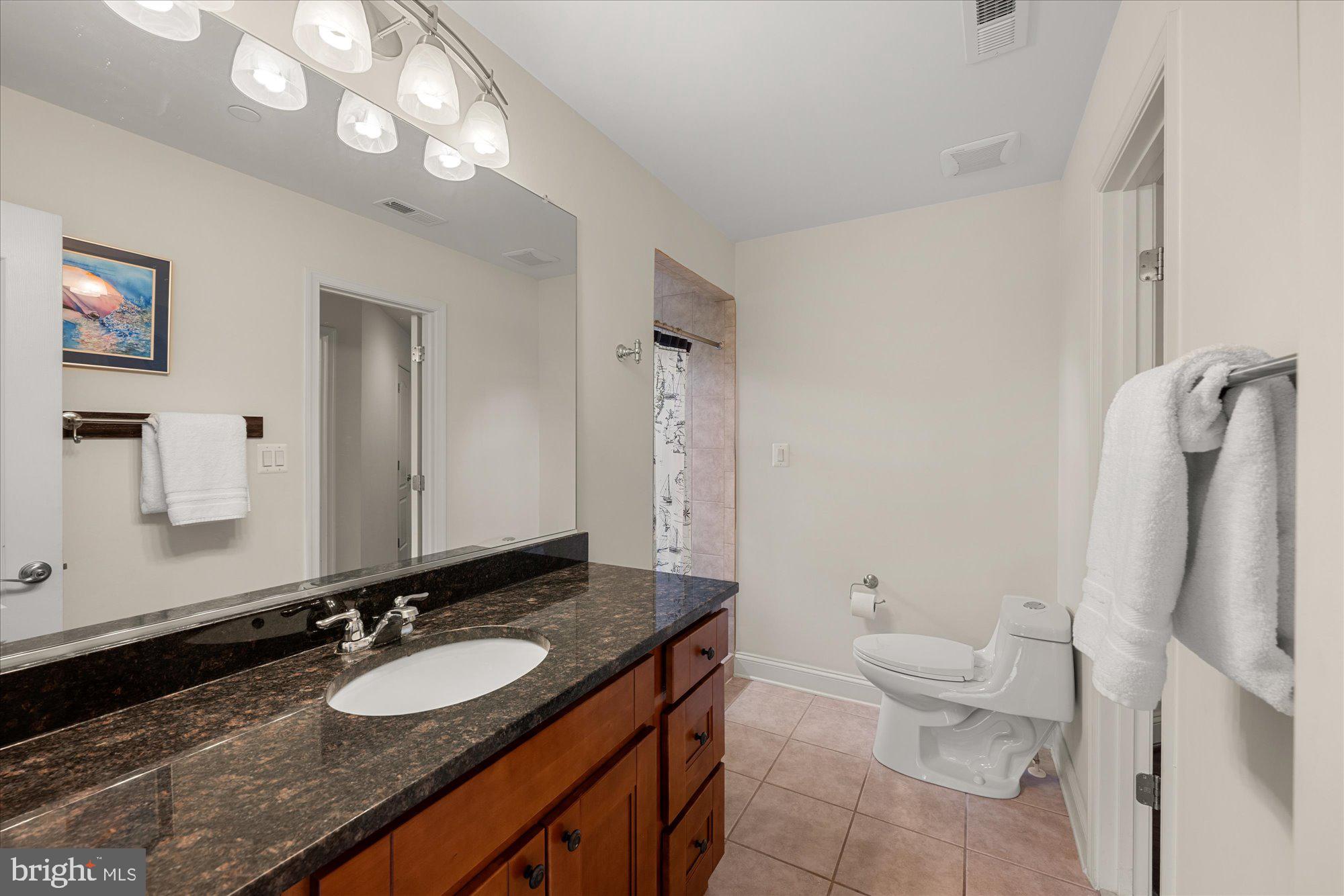 CHEVY CHASE HILLS - Residential