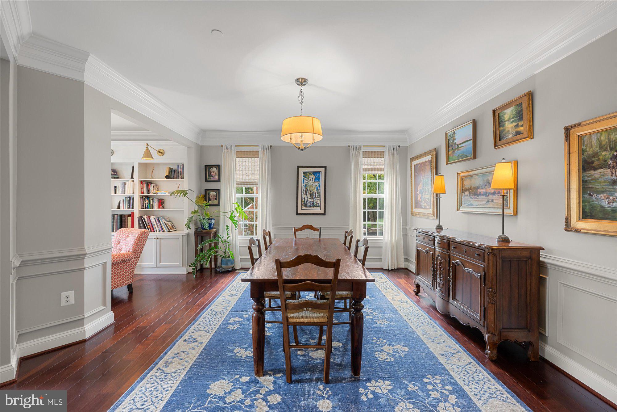 CHEVY CHASE HILLS - Residential