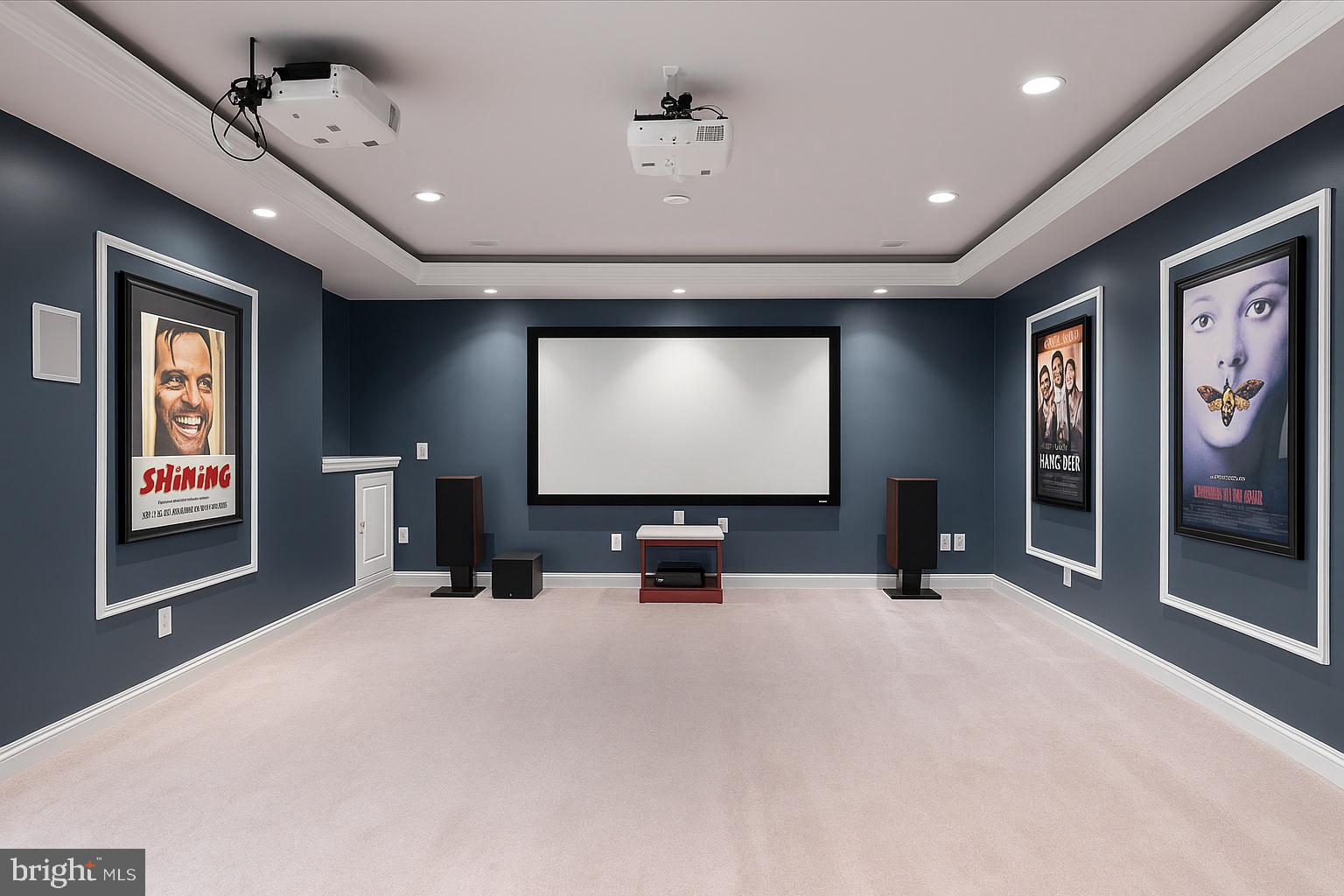 CHEVY CHASE HILLS - Residential