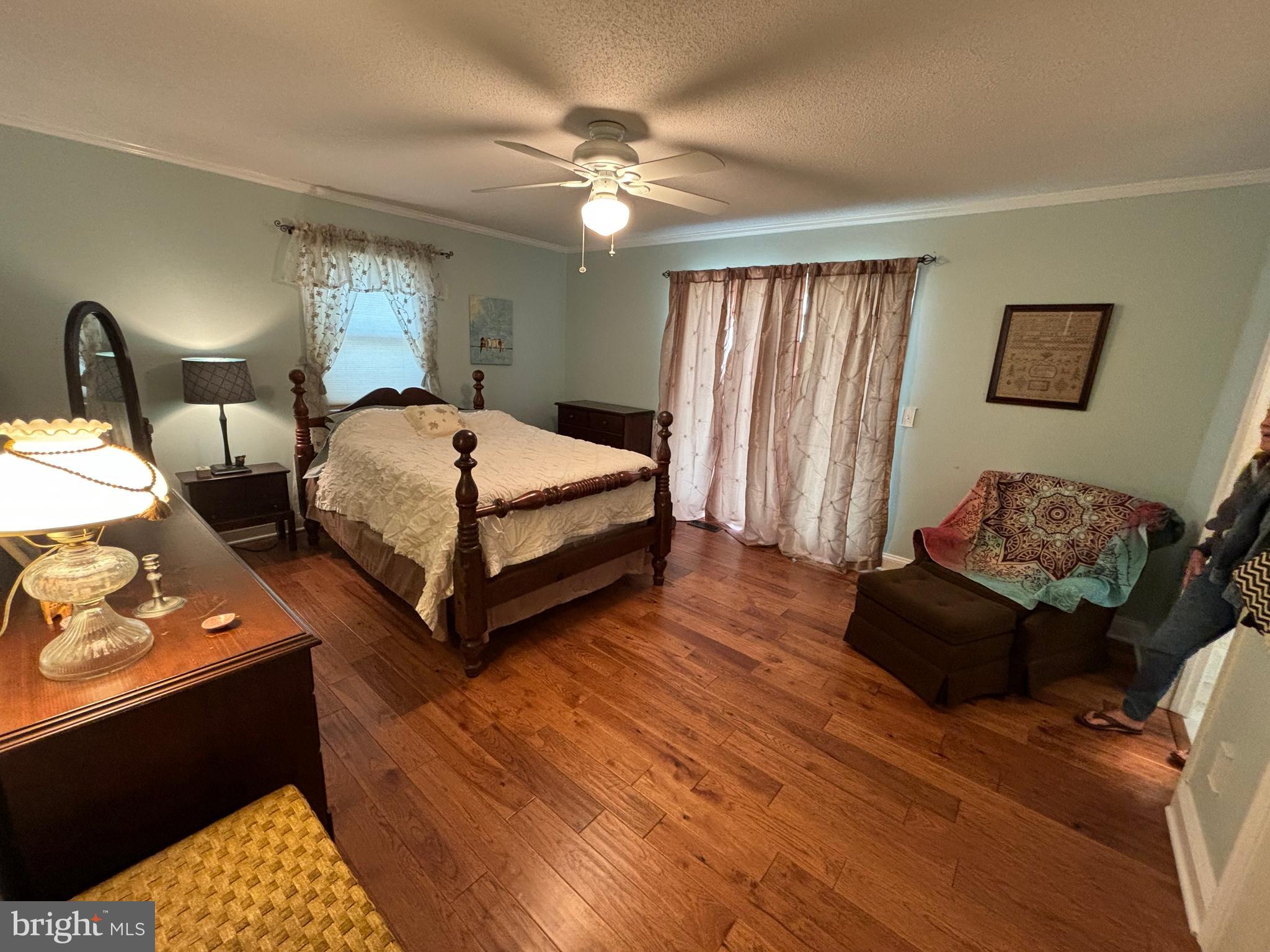 SOUTH BEECHWOOD - Residential