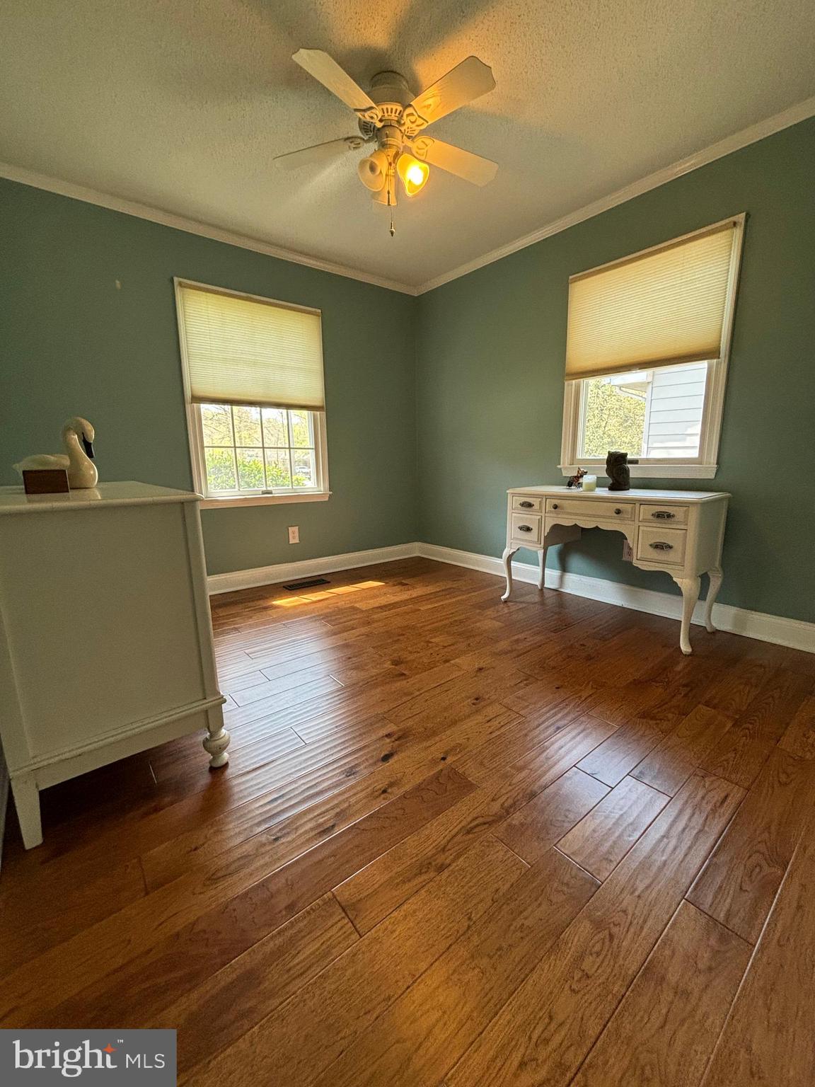 SOUTH BEECHWOOD - Residential