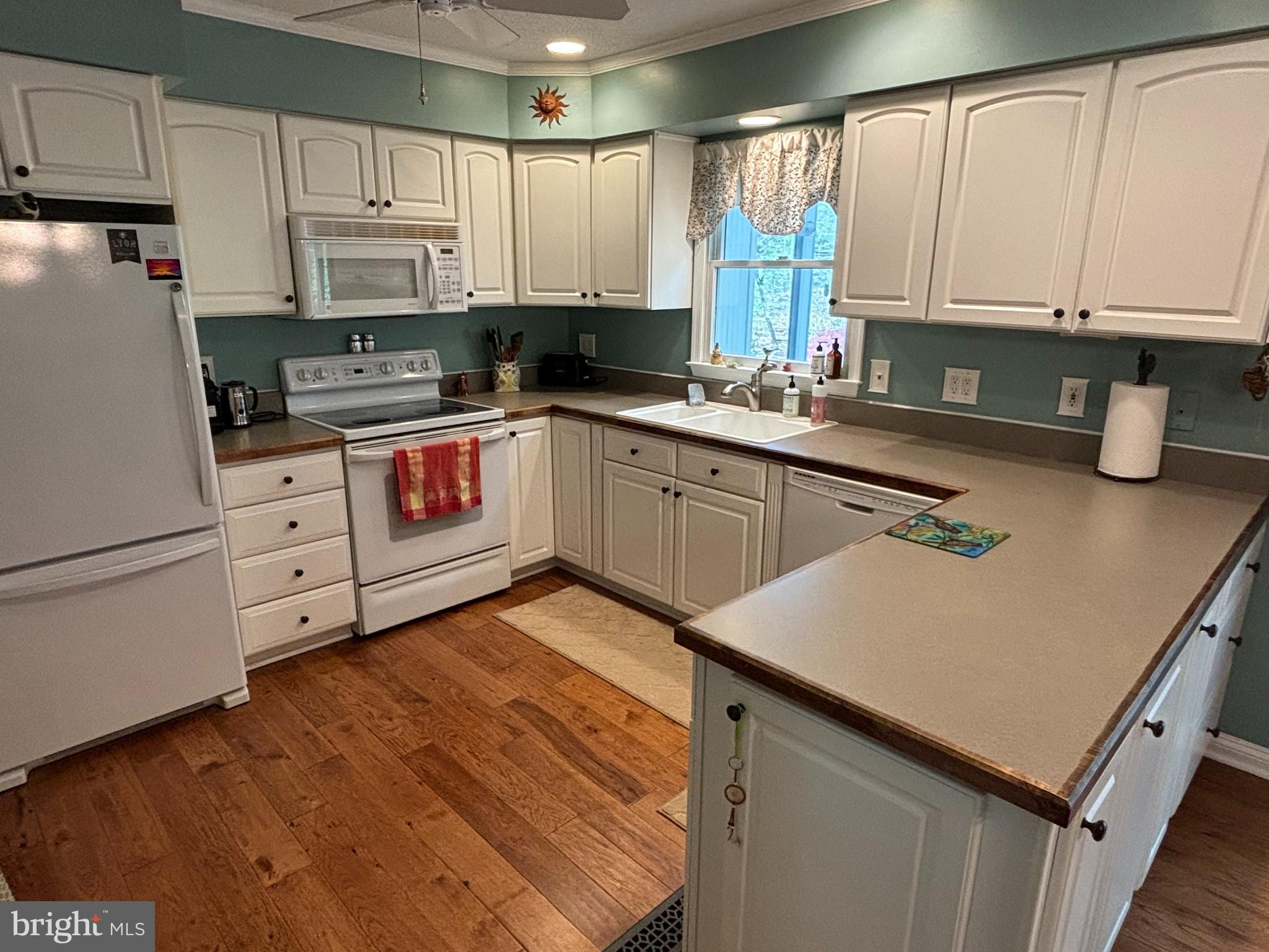 SOUTH BEECHWOOD - Residential