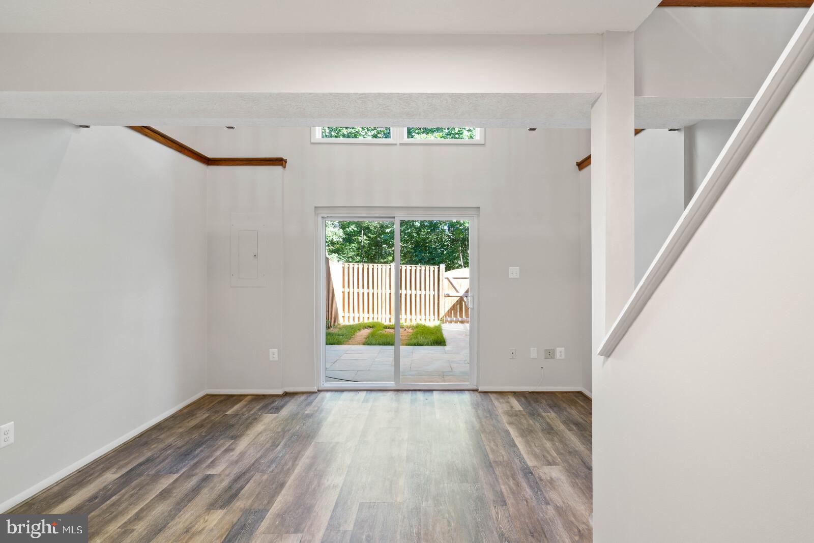 LITTLE ROCKY RUN - Residential